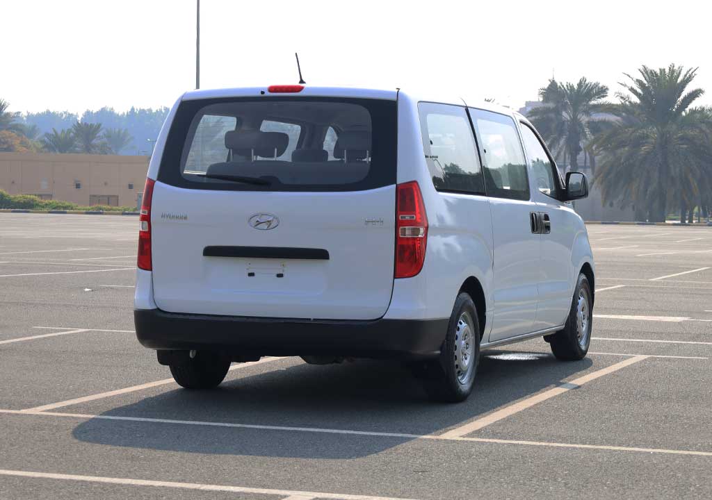 Hyundai H1 2020 Mini Bus for sale in UAE