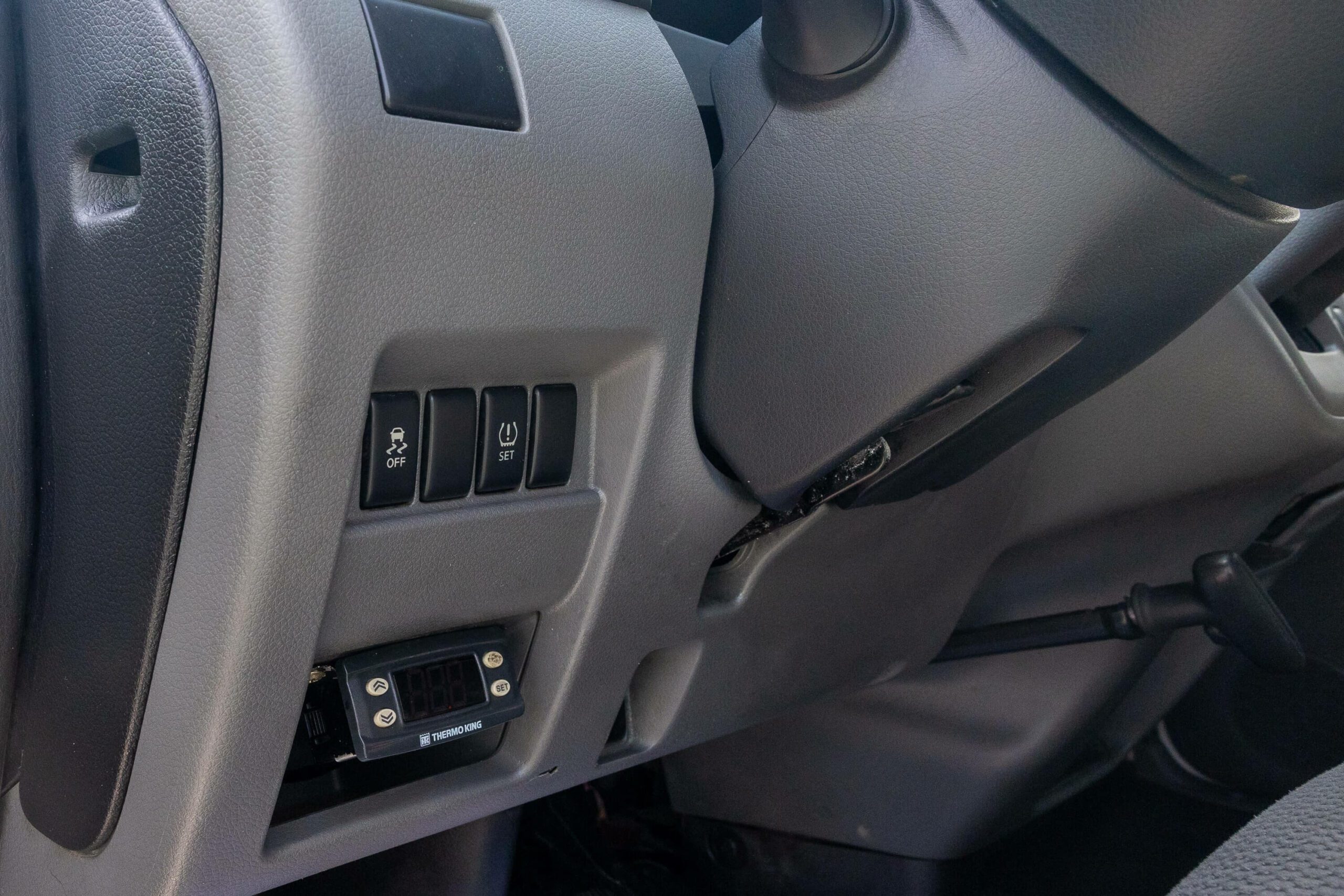 2020 Nissan Urvan NV350 Chiller Van For Sale In UAE