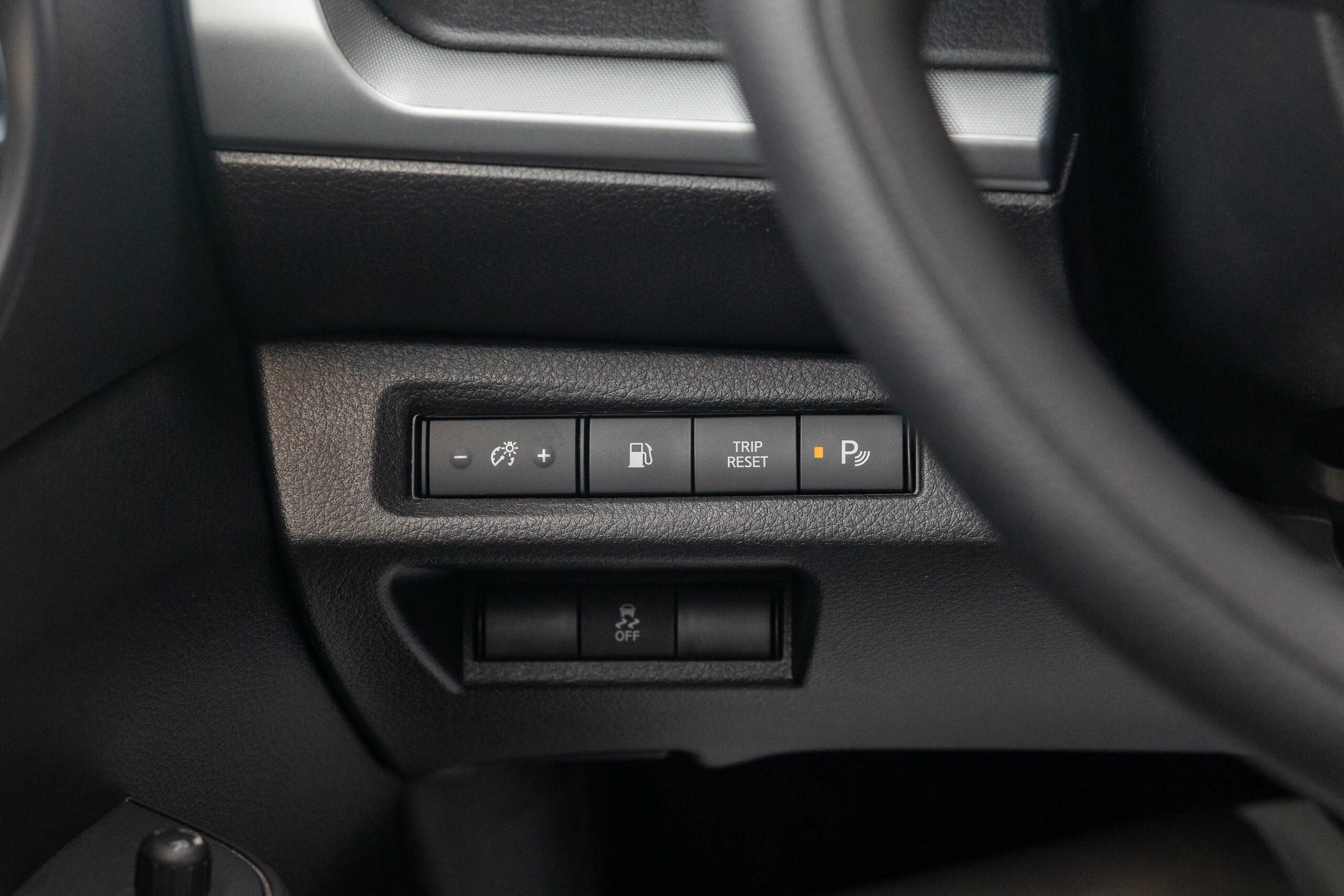 Nissan Xterra 2023 Titanium  – Black