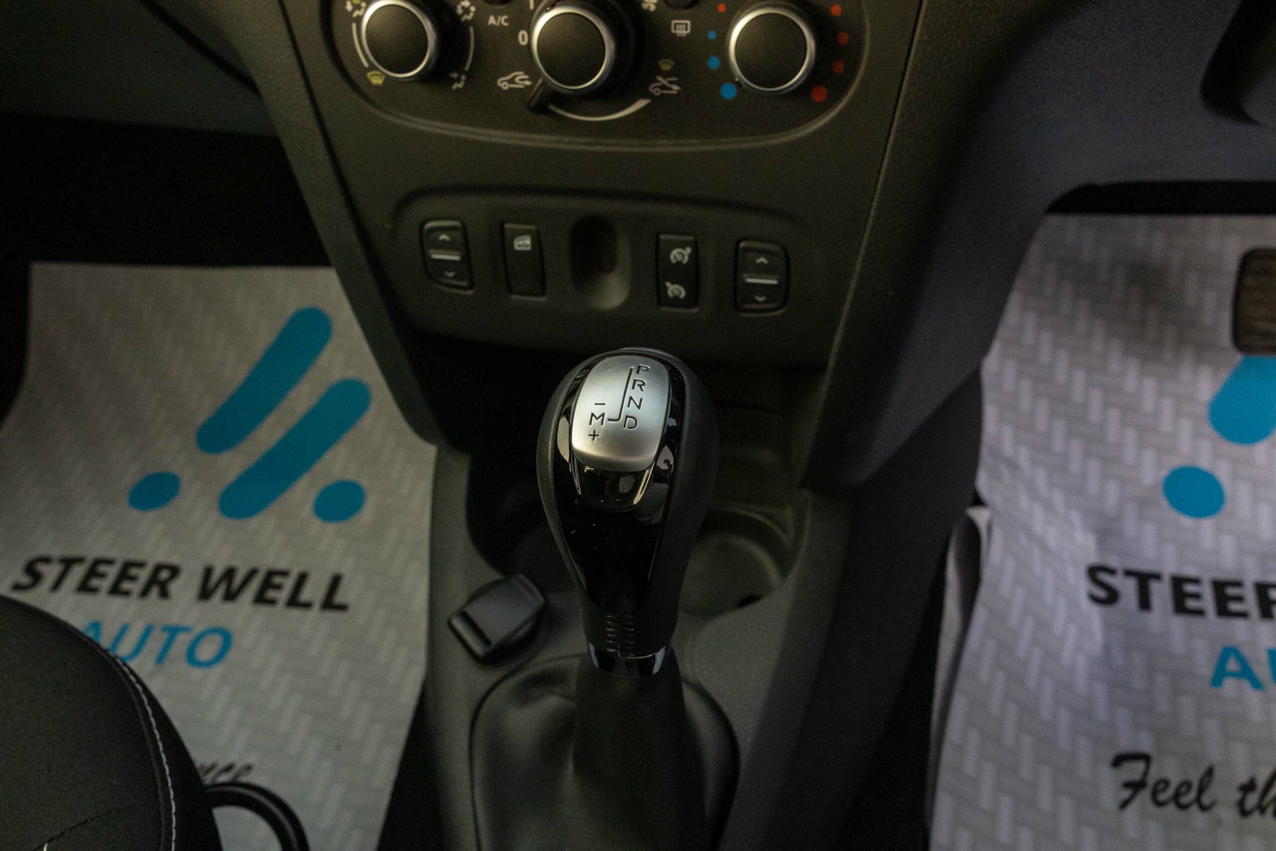 Renault Logan 2019 – Silver