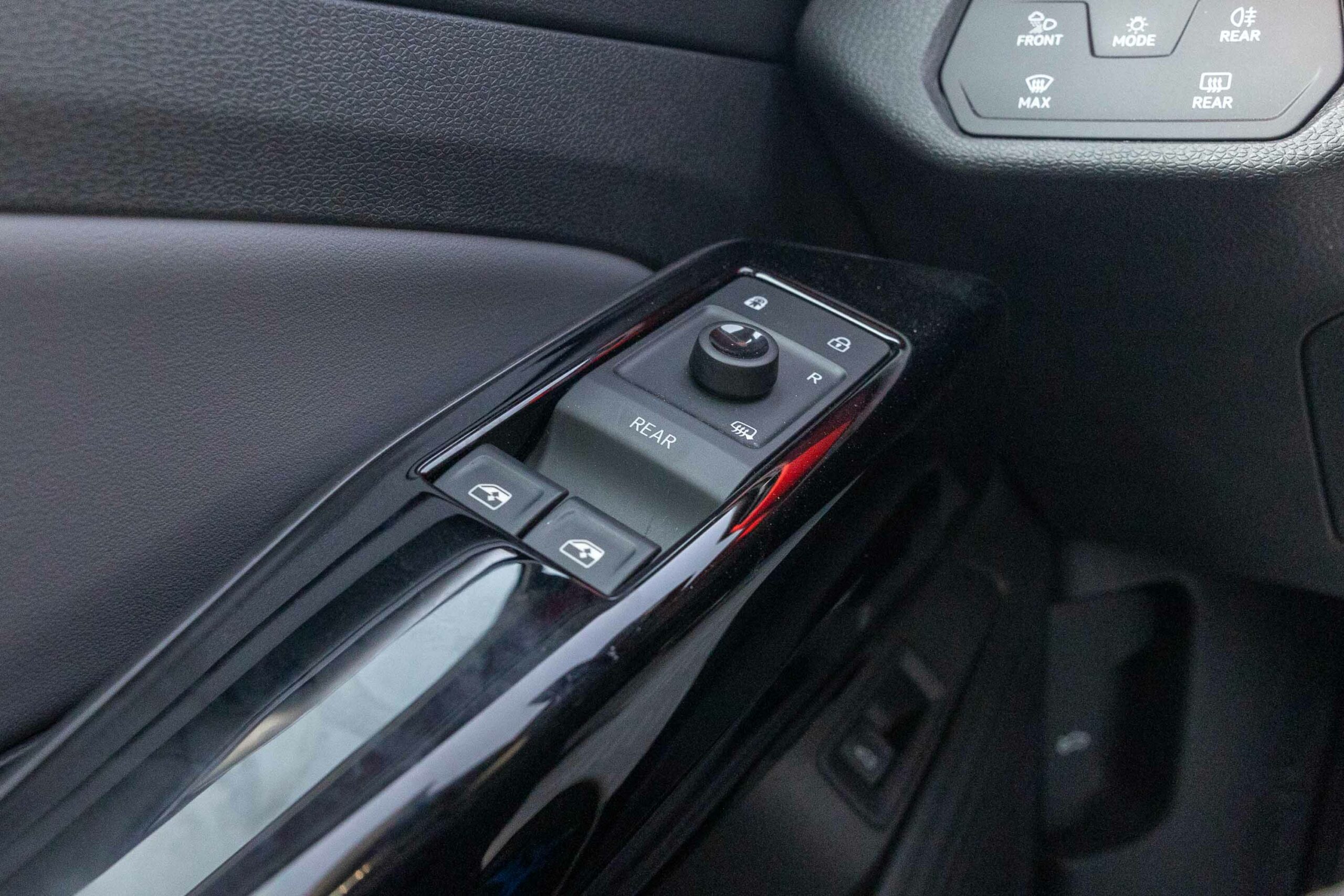 Volkswagen ID4 X Pro Electric 2022 – Red