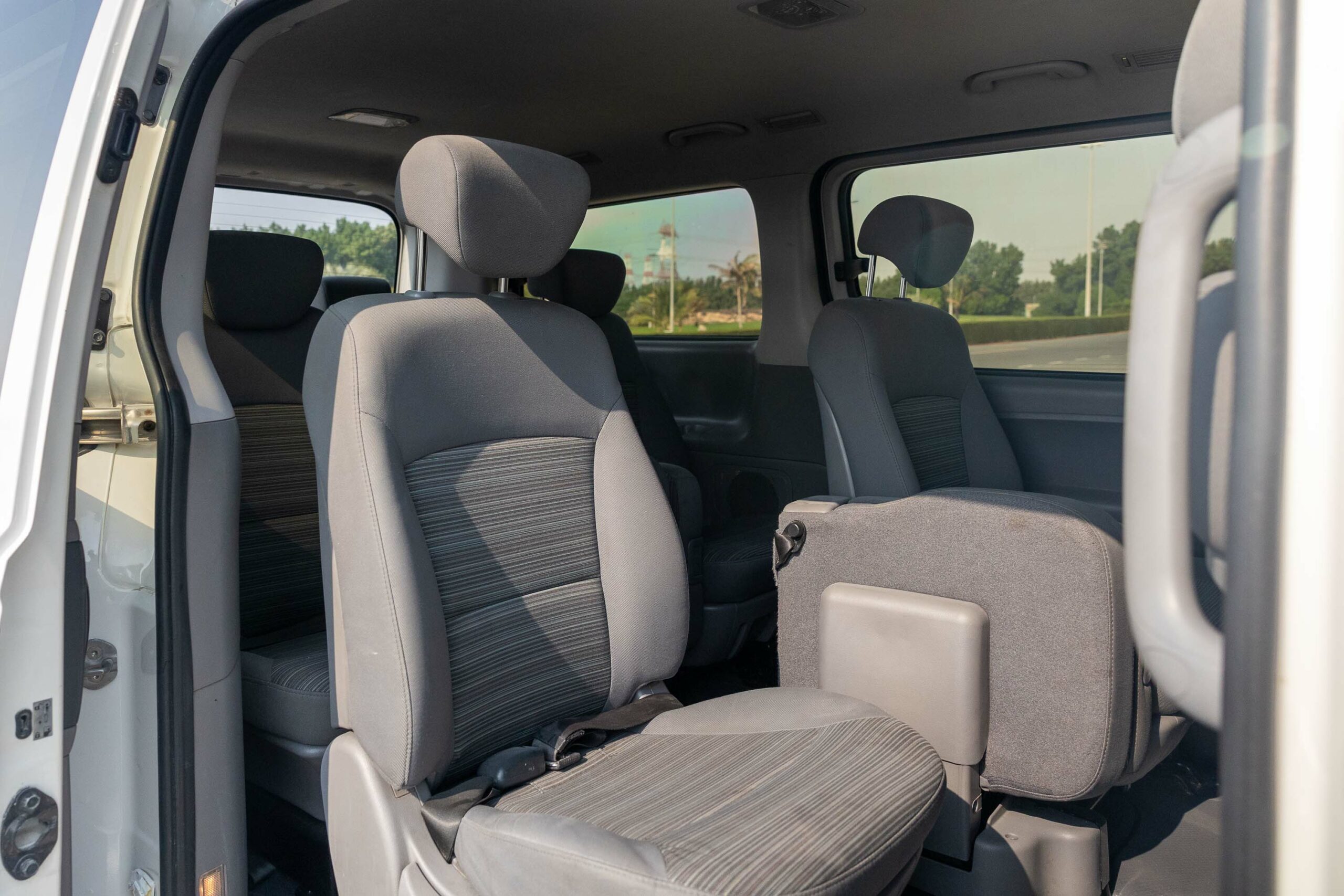 2019 Hyundai H1– White