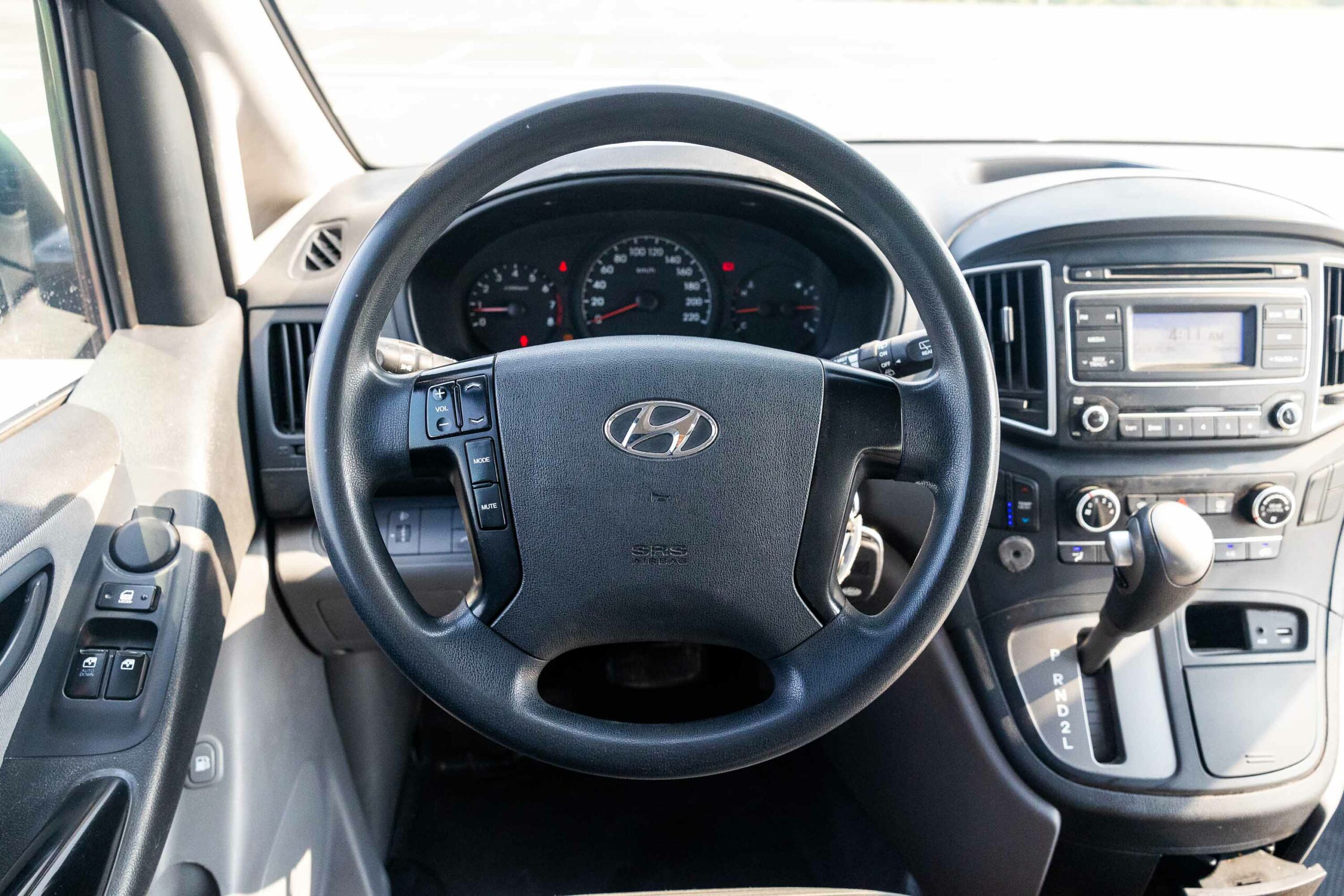 2019 Hyundai H1– White