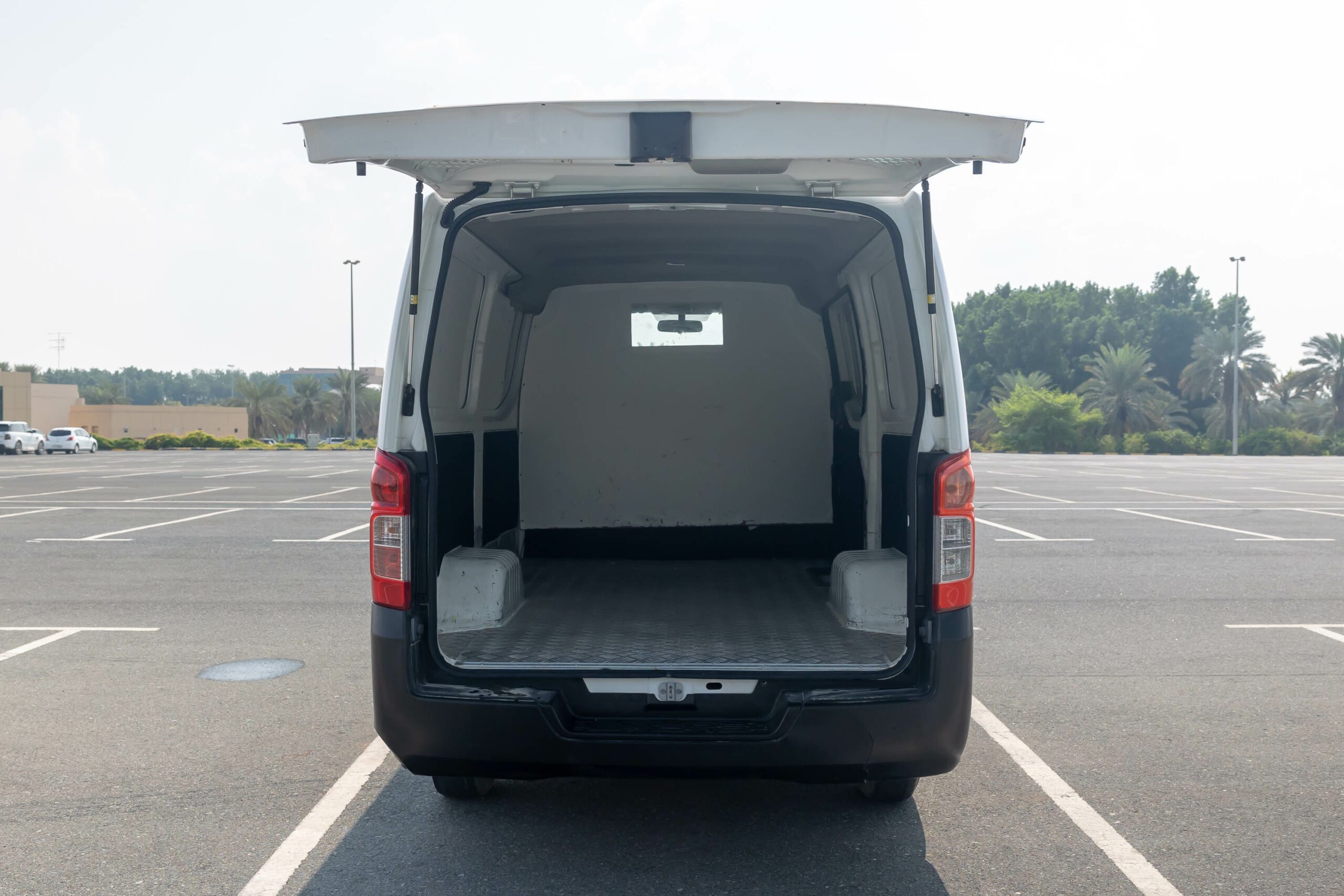 2019 Nissan Urvan NV350 For Sale In UAE