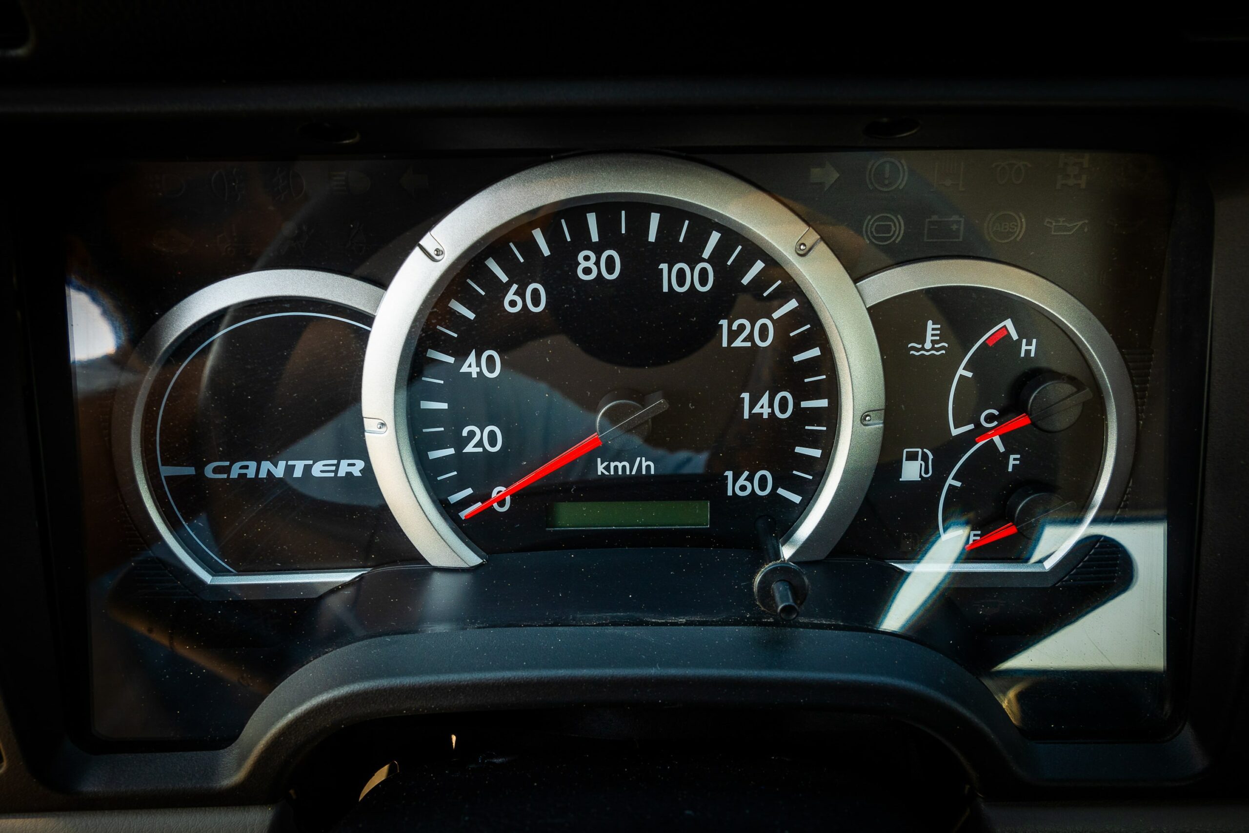 2024 Mitsubishi Canter