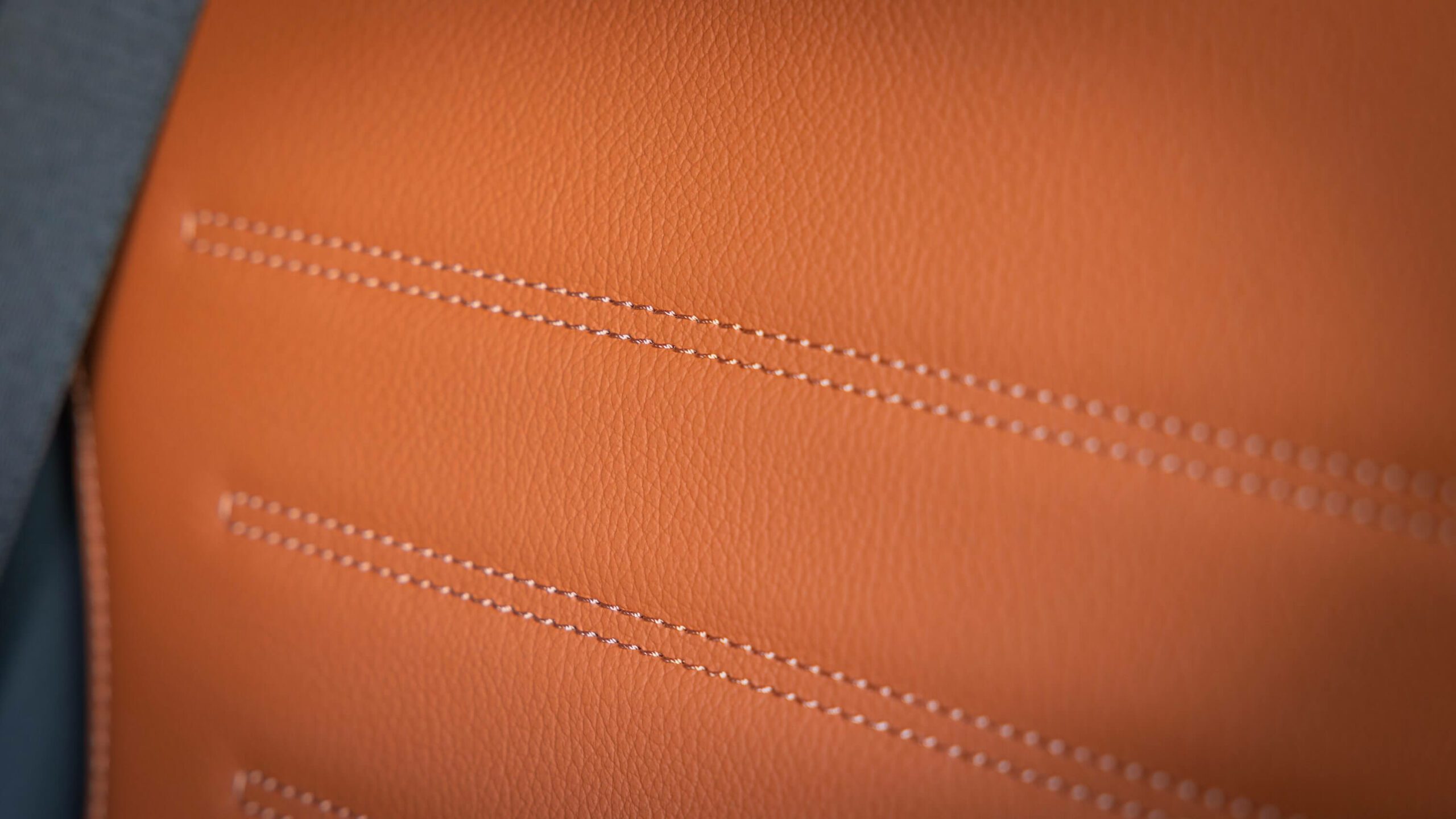 2024 Mercedes GLC200 for Sale in UAE