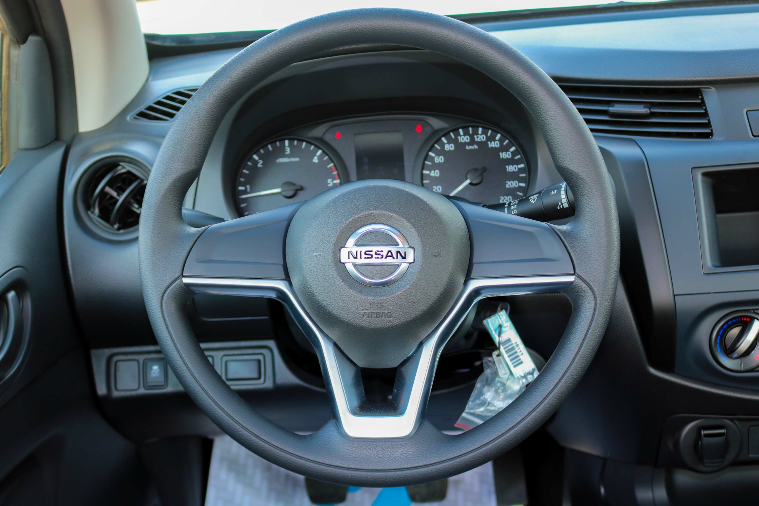 2023 Nissan Navara XE – Black