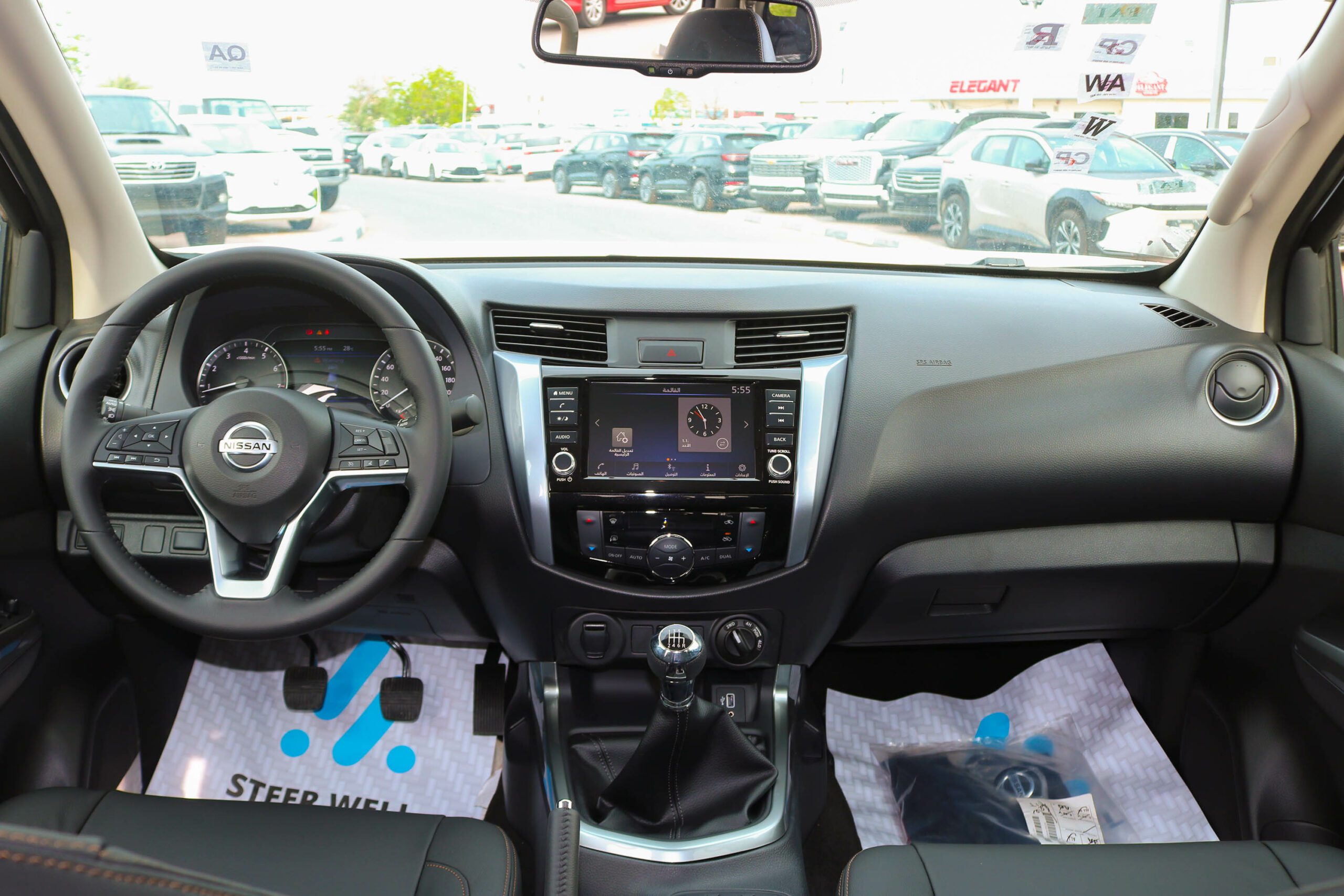 Nissan Navara LE 2023- White