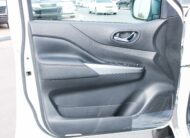Nissan Navara LE 2023- White