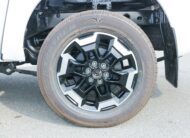 Nissan Navara LE 2023- White