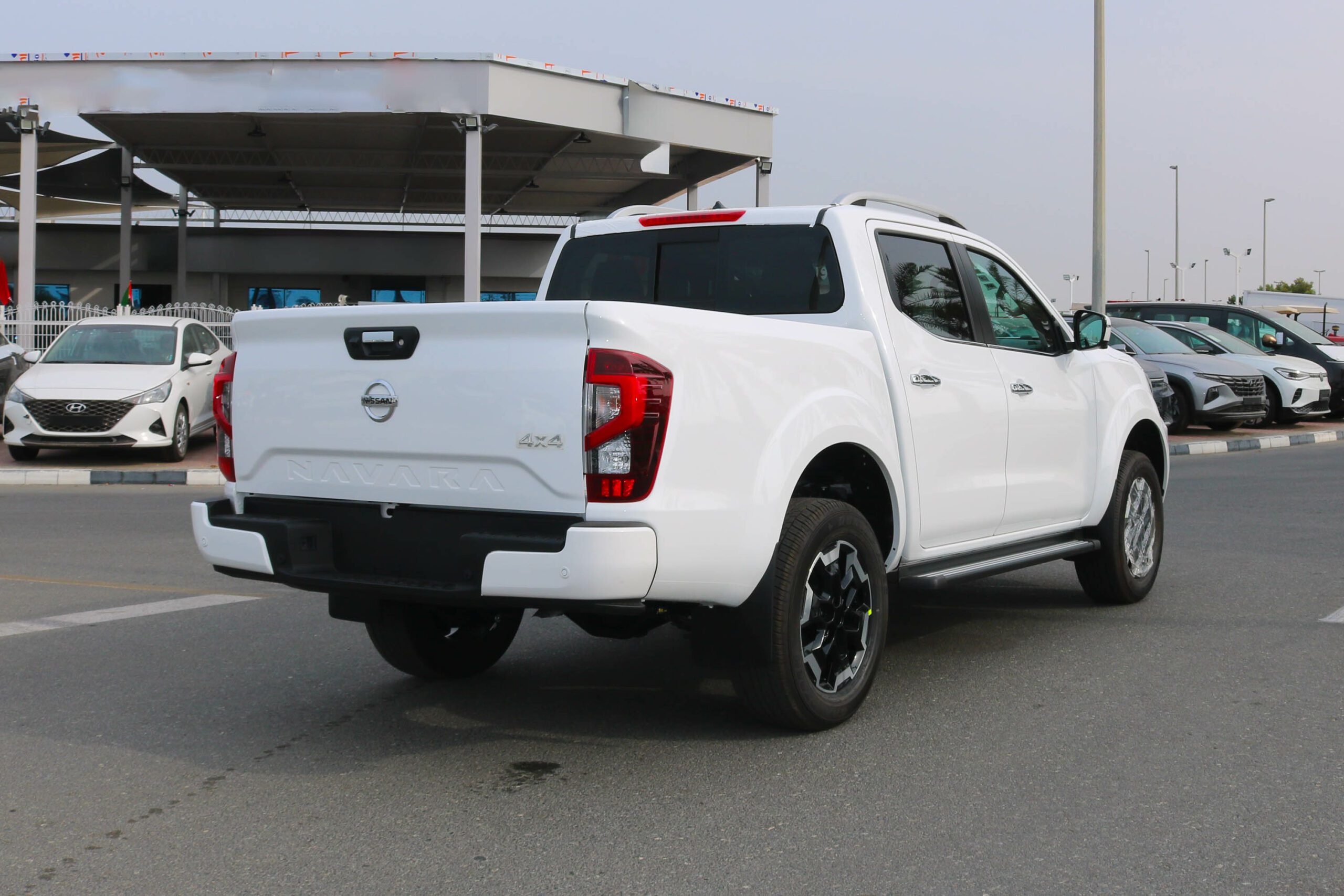 Nissan Navara For Sale In UAE