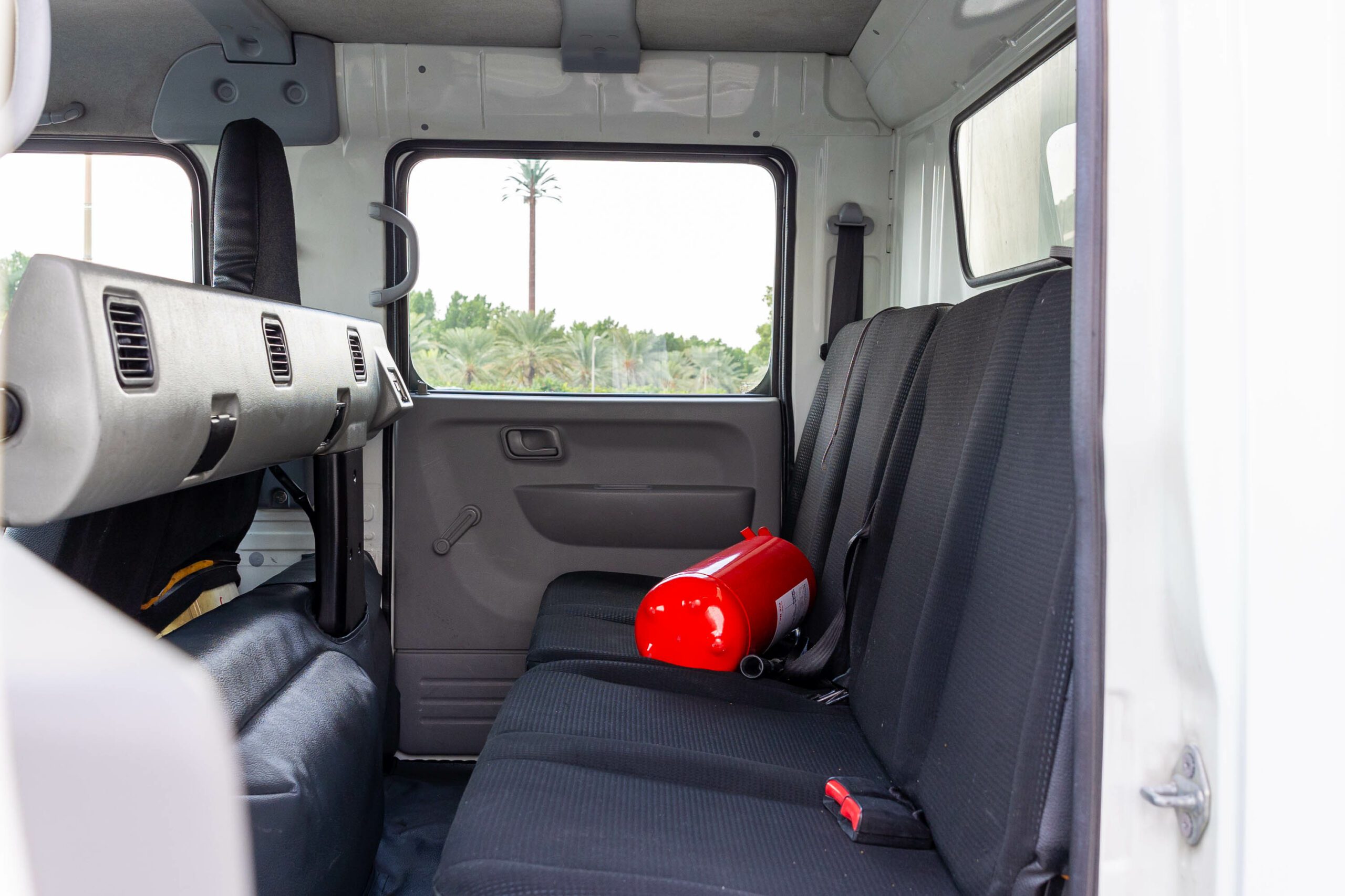 Mitsubishi Canter 2017 Dual Cabin – White