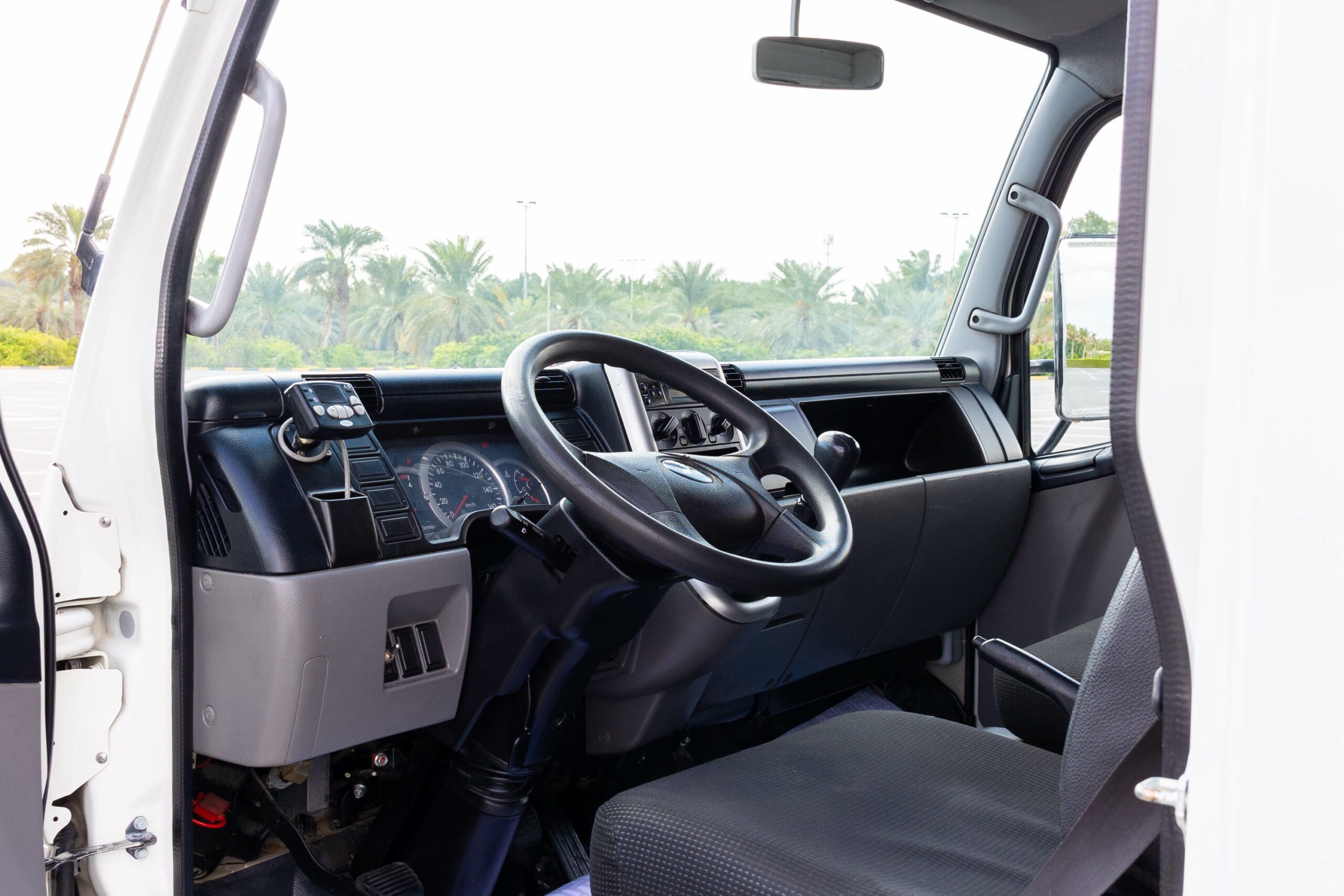 Mitsubishi Canter 2017 Dual Cabin – White