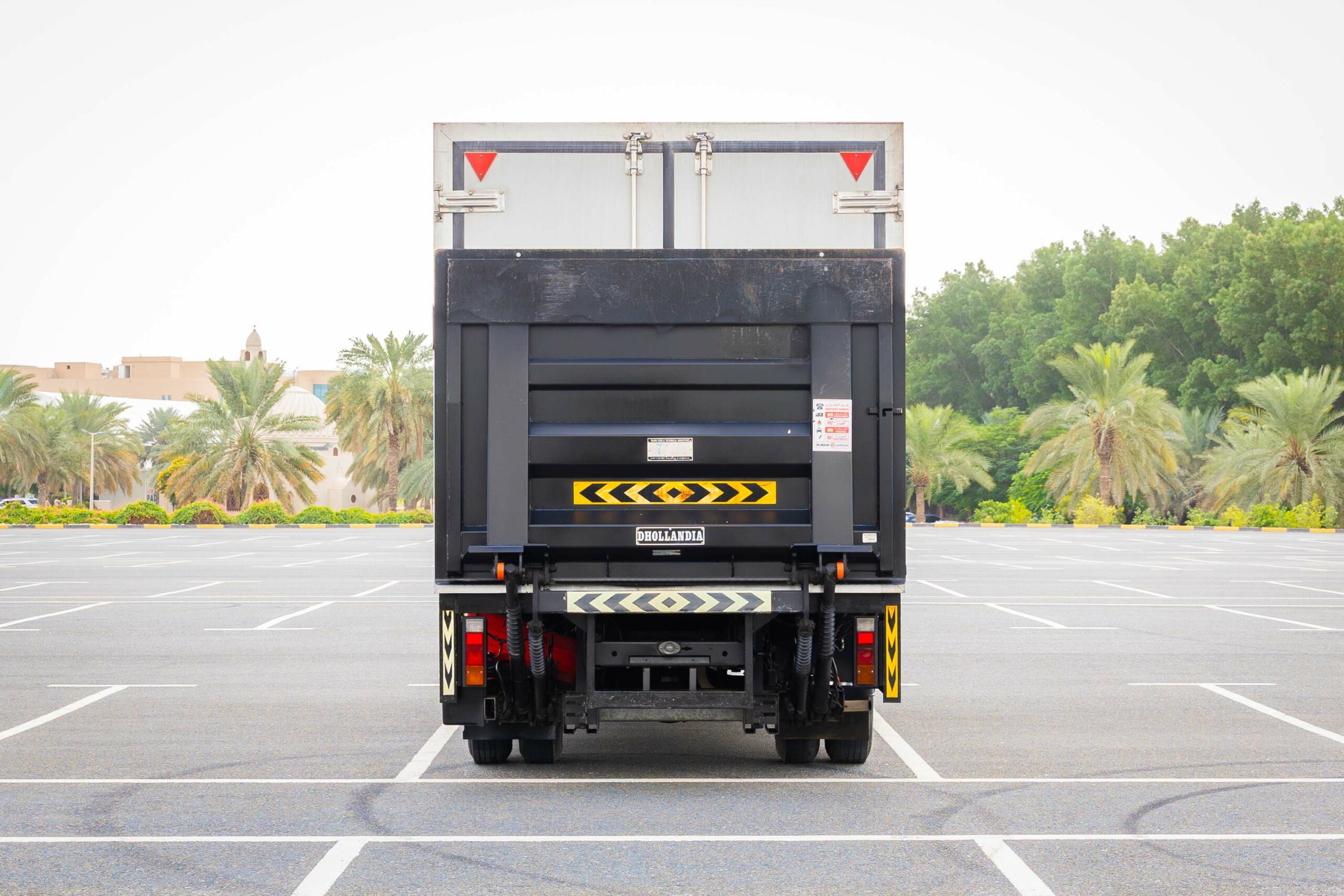 Mitsubishi Canter 2017 Dual Cabin – White