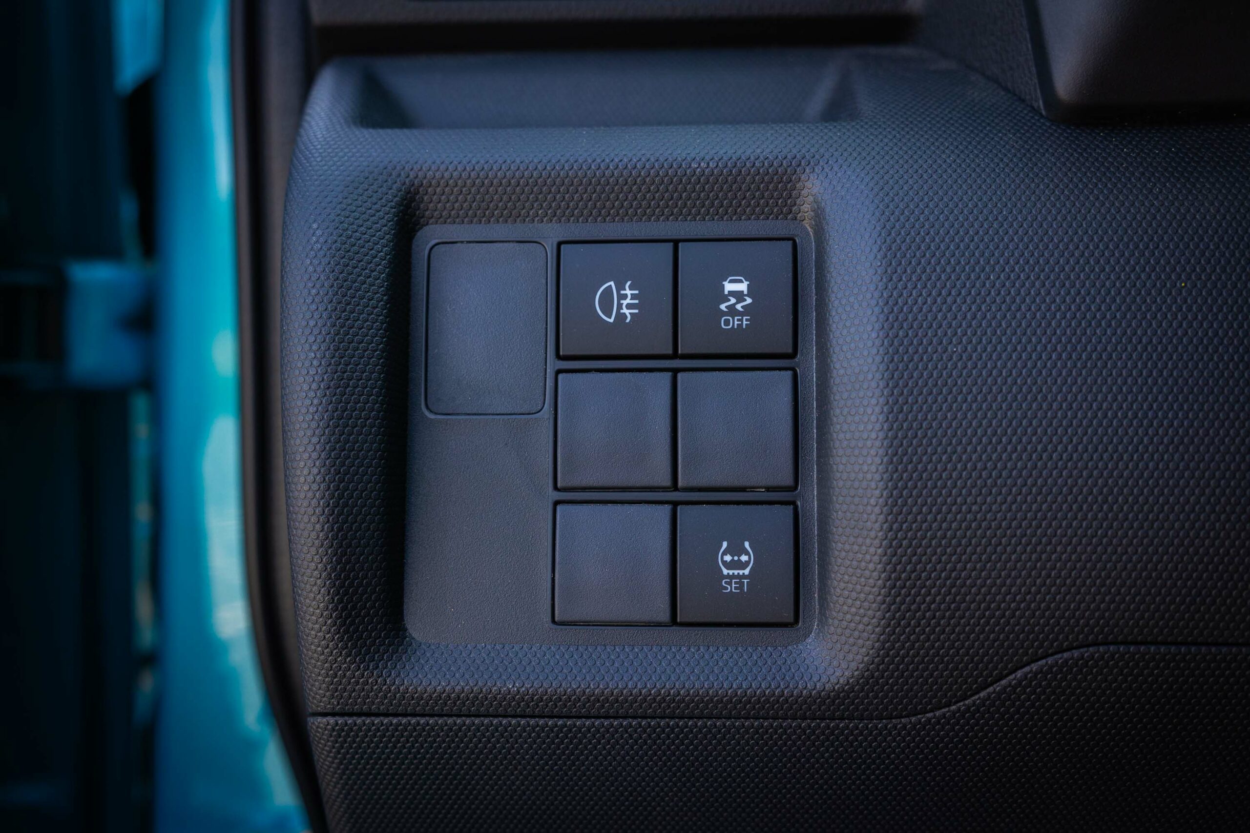 Toyota Raize 2023 G – Blue