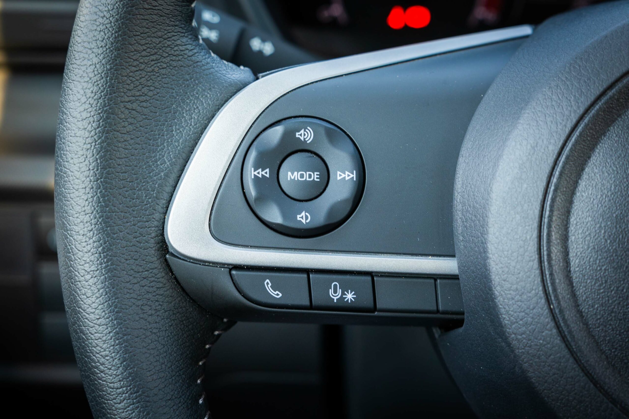 Toyota Raize 2023 G – Blue