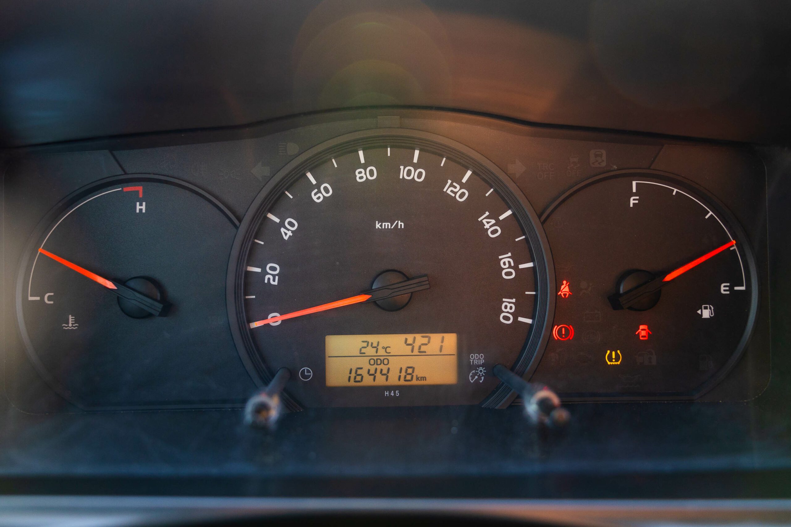 Standard Roof Dry Van For Sale In UAE