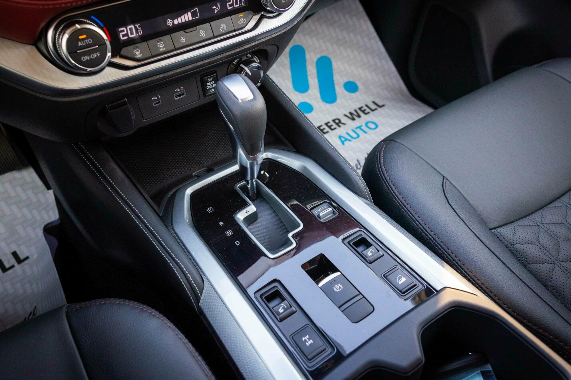 2023 Nissan XTerra Platinum – Black