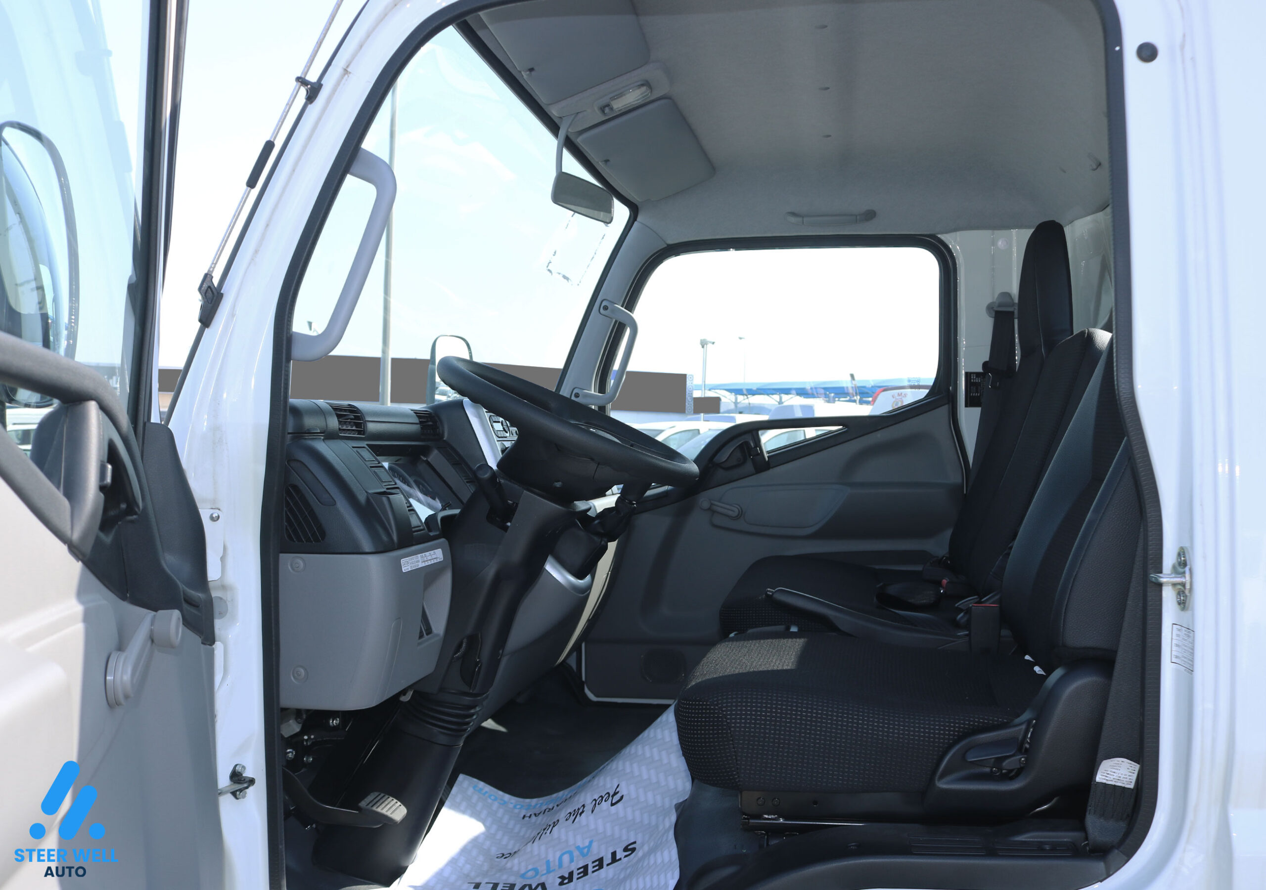 Mitsubishi Canter For Sale In UAE