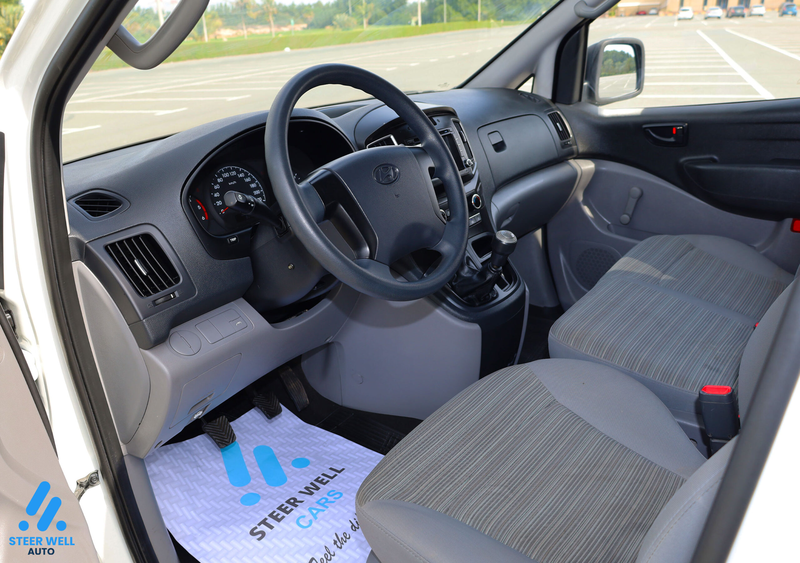 2019 Hyundai H1 GL 5 Seater Crew Van- White