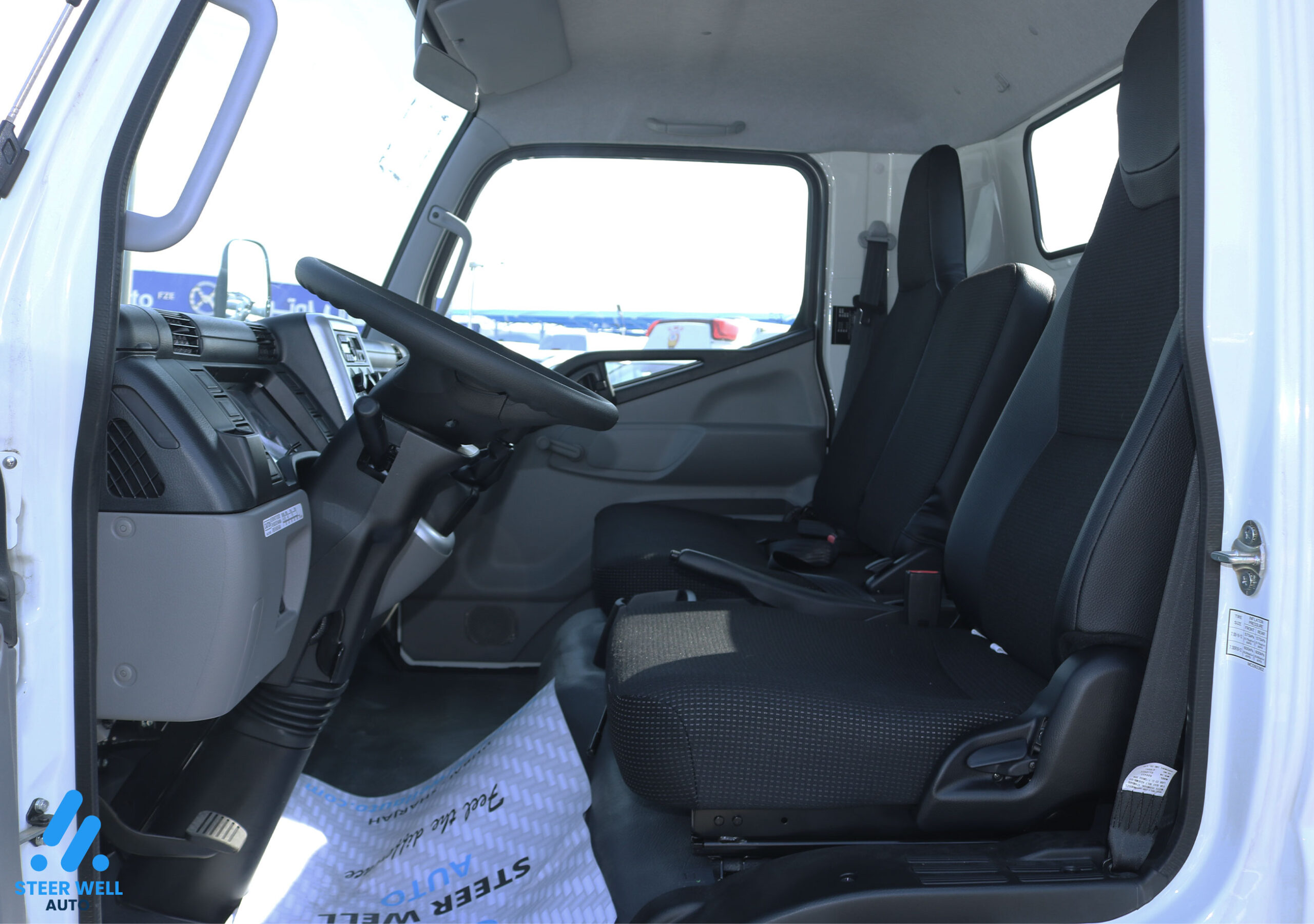 Mitsubishi Canter For Sale In UAE