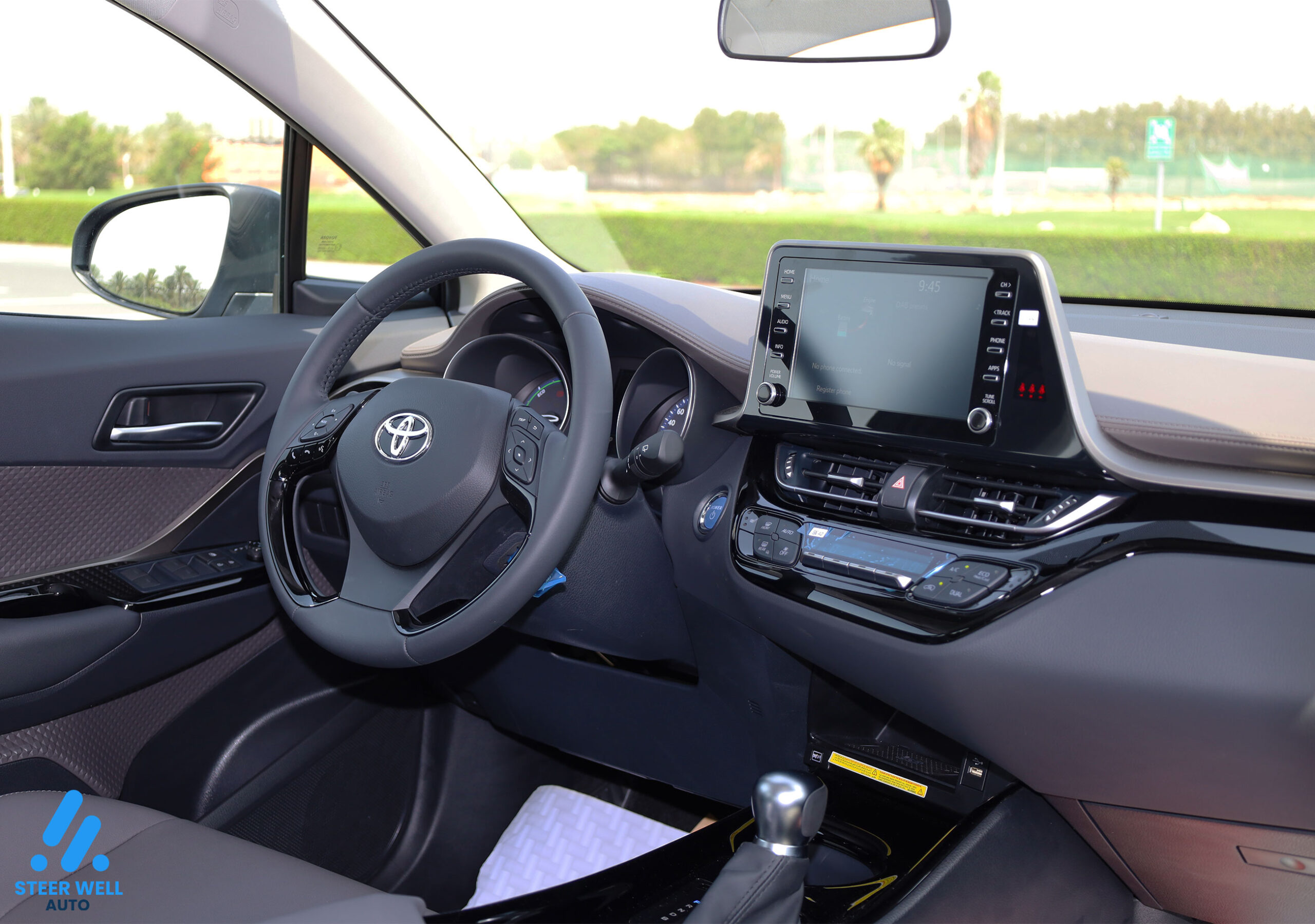 Toyota CHR Hybrid 2023 – Silver