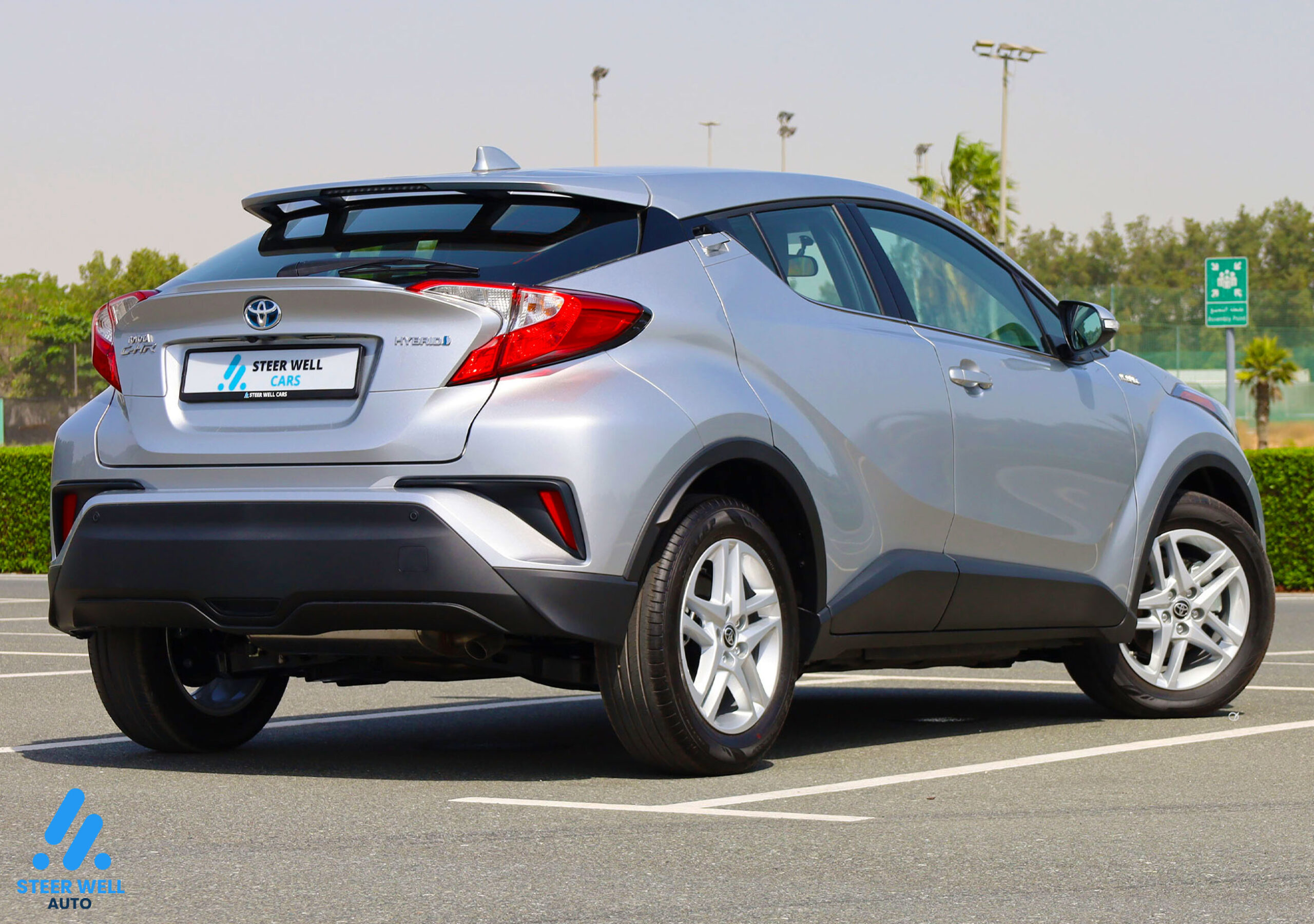 Toyota CHR Hybrid 2023 – Silver