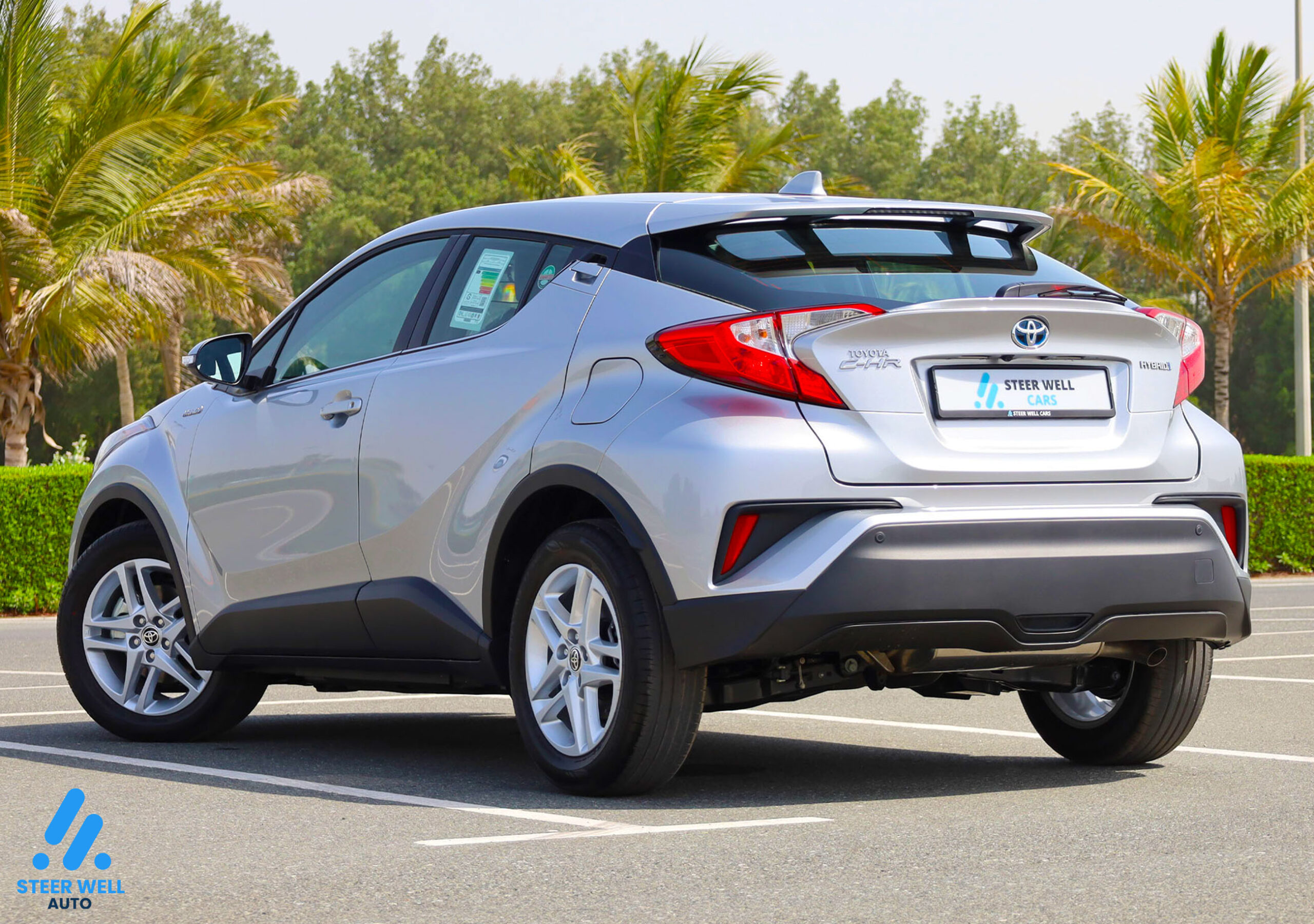 Toyota CHR Hybrid 2023 – Silver