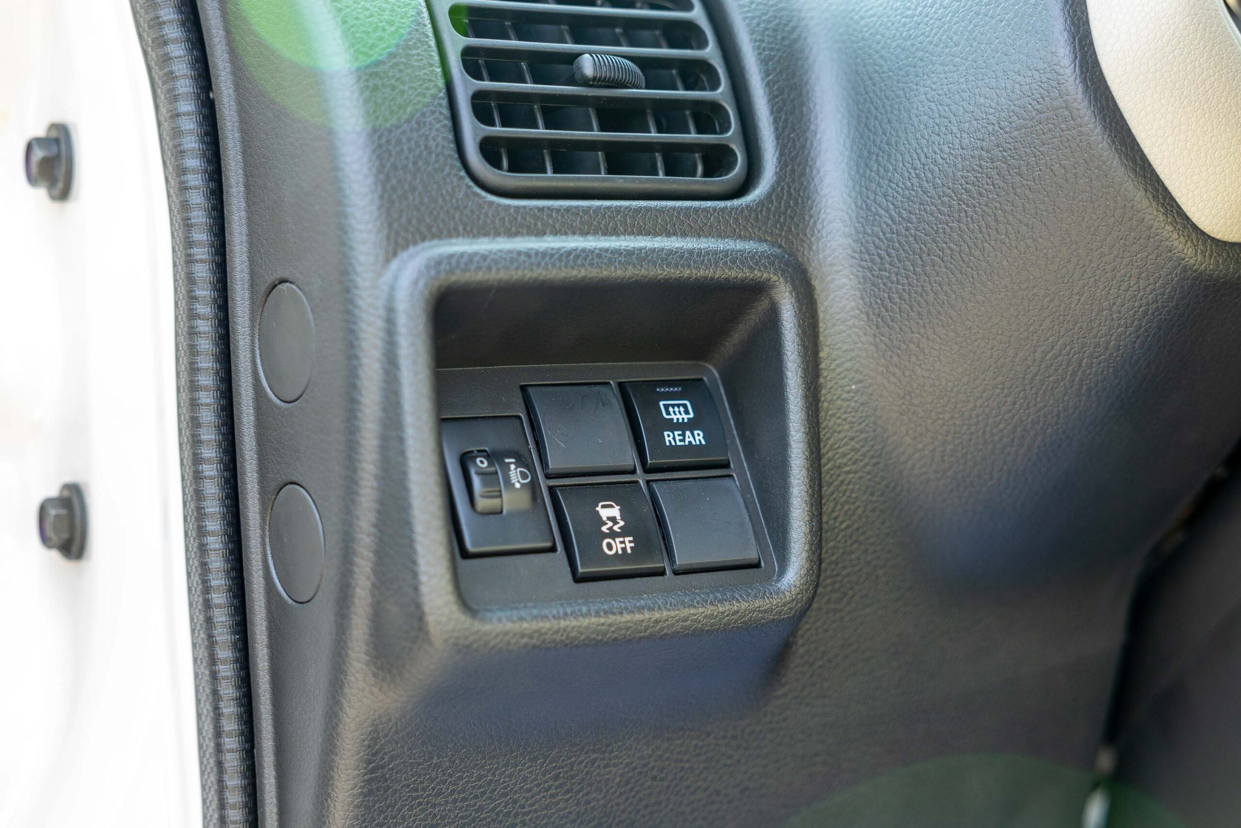 Suzuki EECO Passenger Van 2024- White