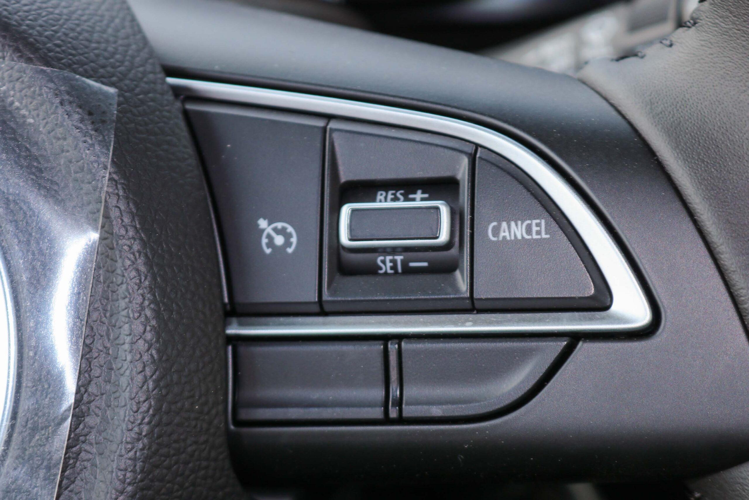 2025 Suzuki Jimny GLX – Green –