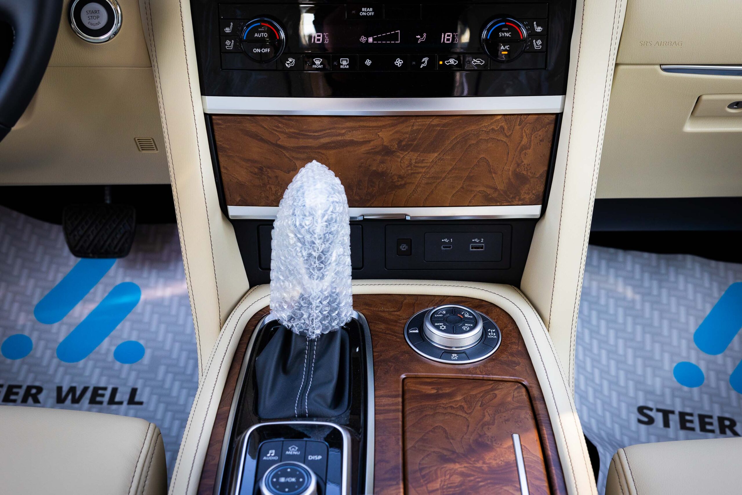 2024 Nissan Patrol LE Titanium – White