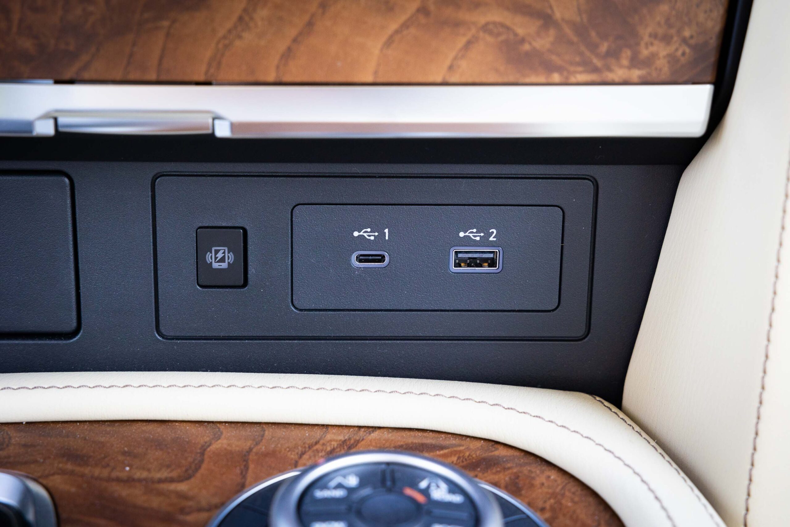 2024 Nissan Patrol – Grey