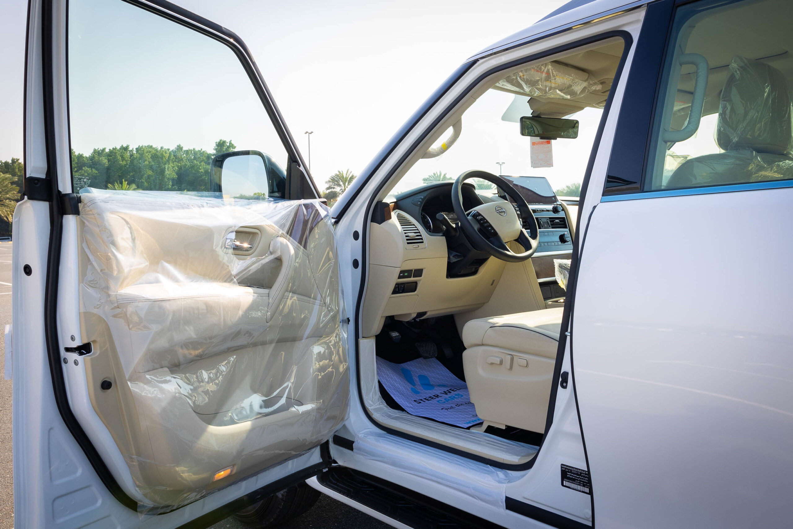 2024 Nissan Patrol LE Titanium – White