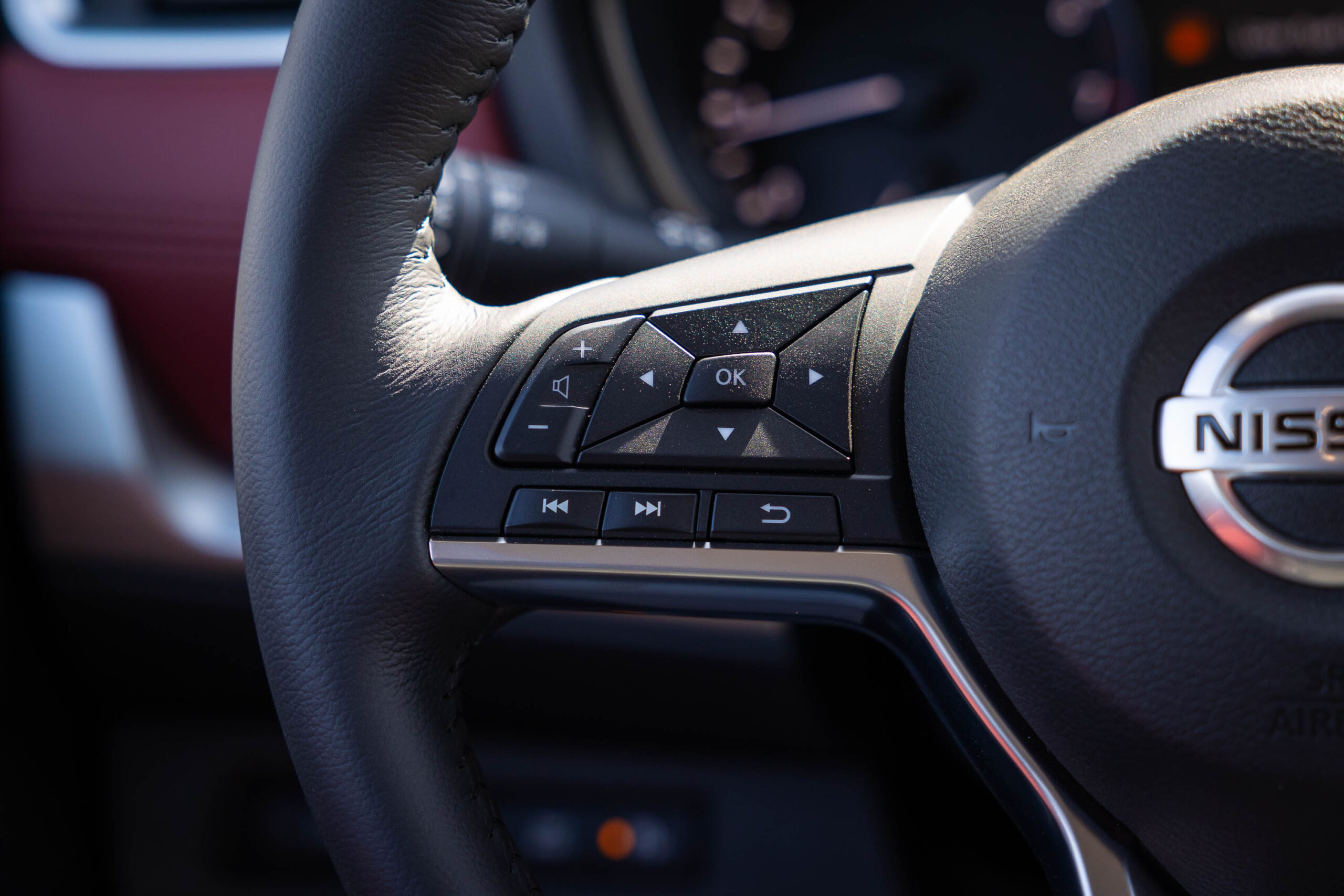 Nissan X-Terra 2023 – White