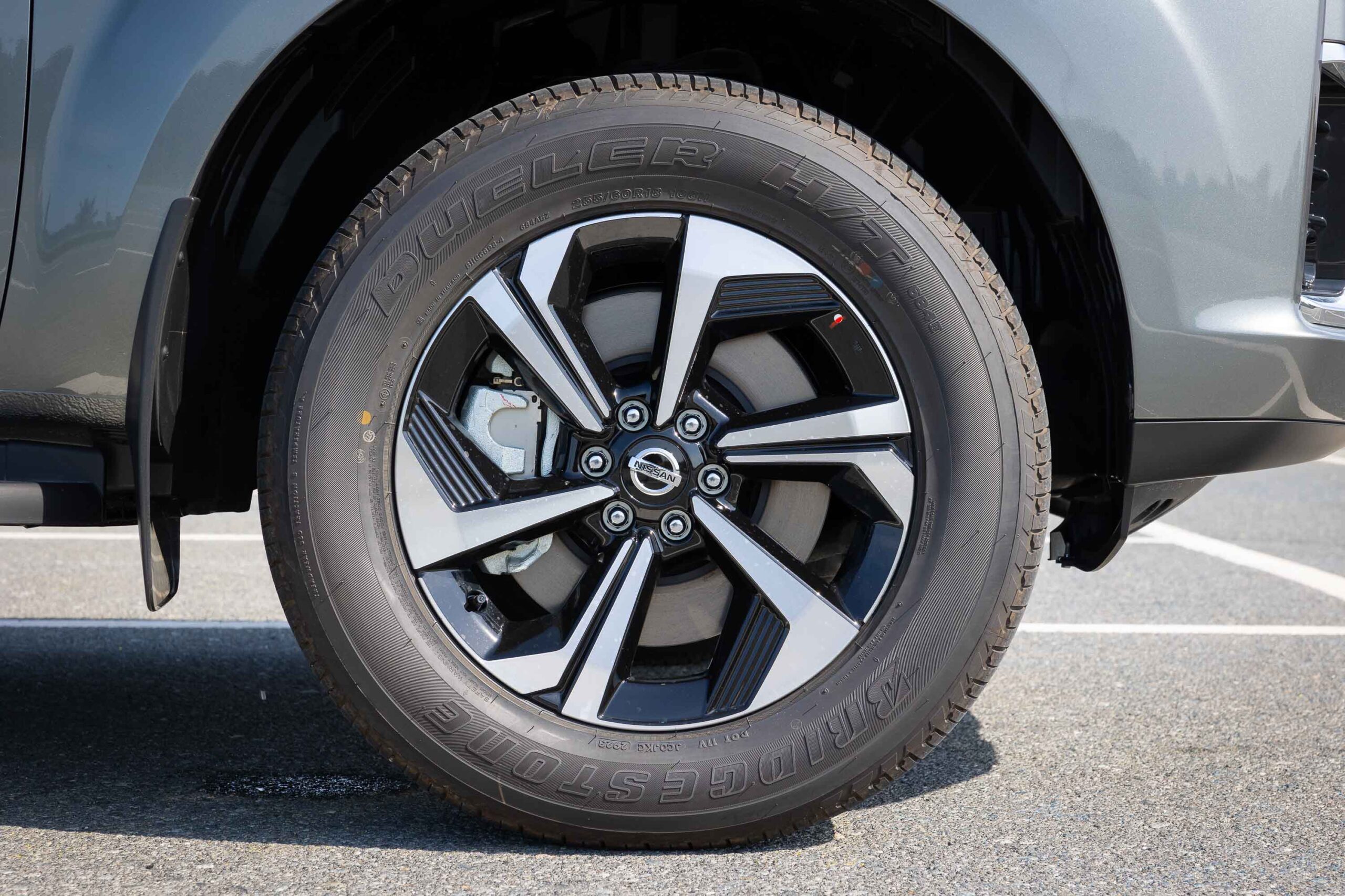 Nissan XTerra 2023- Grey