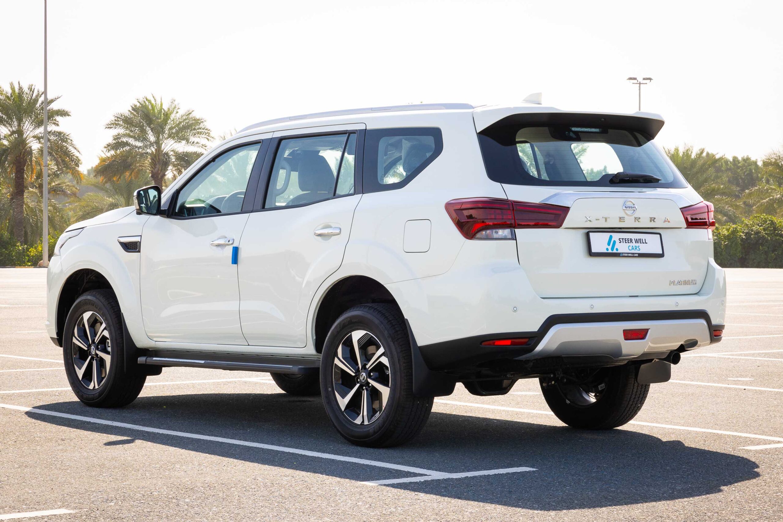 Nissan X-Terra 2023 – White