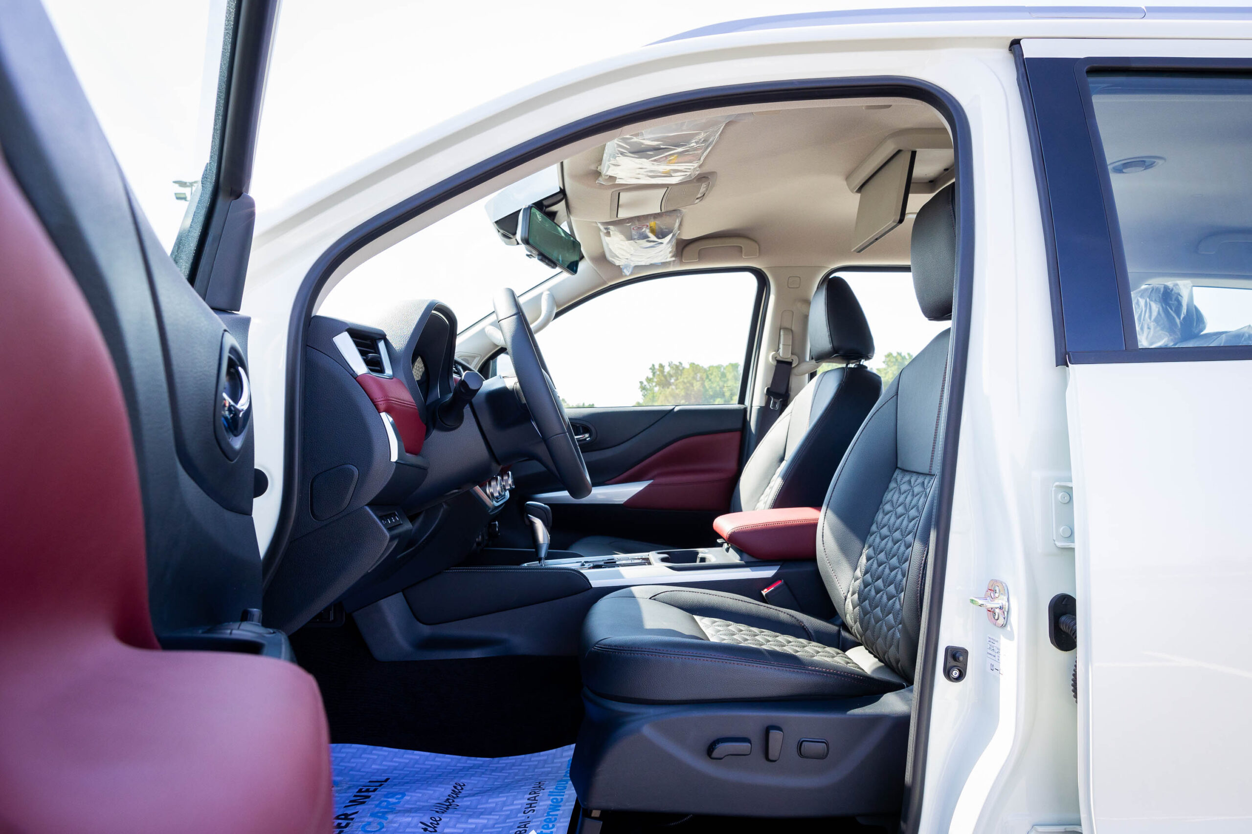 Nissan X-Terra 2023 – White