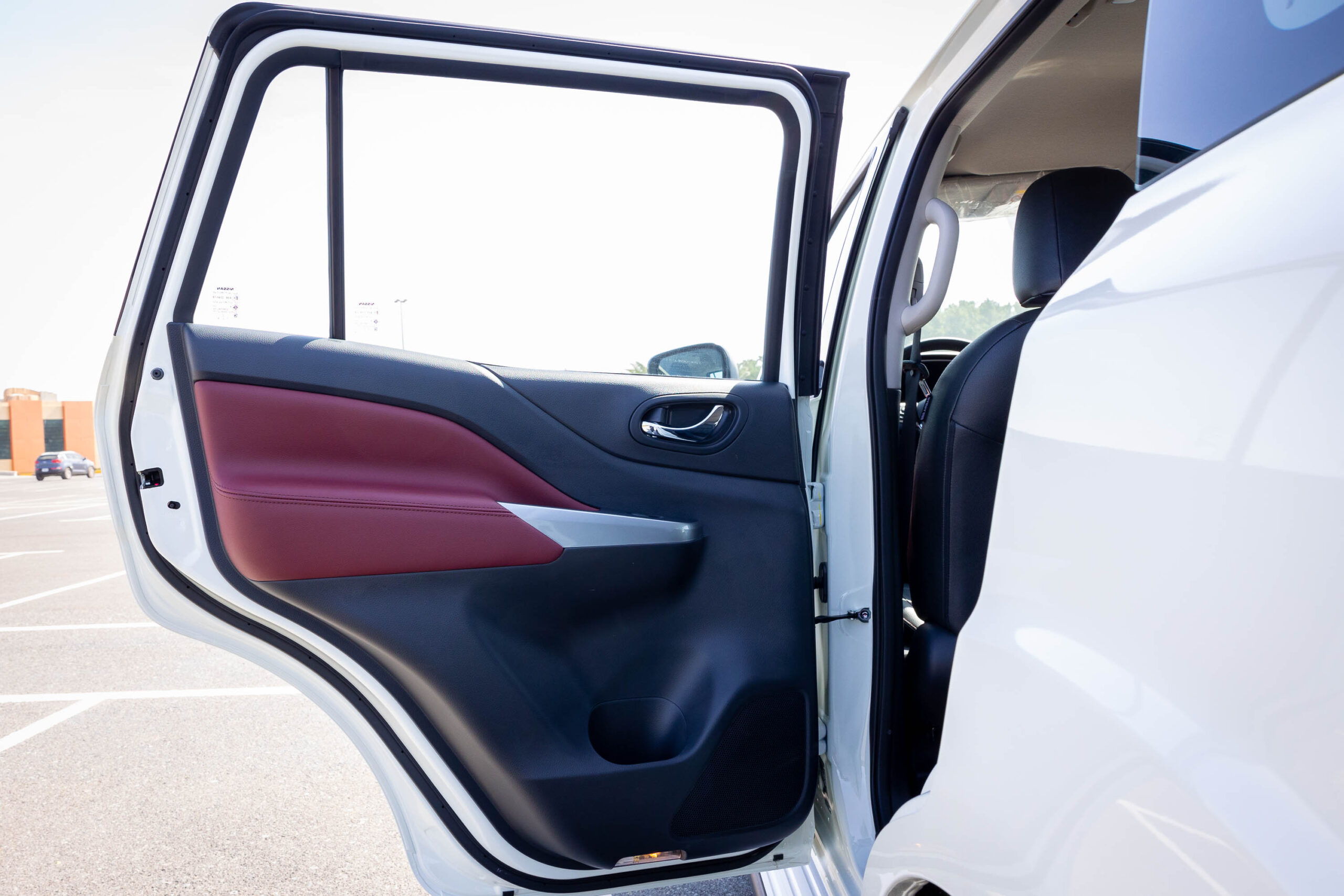 Nissan X-Terra 2023 – White