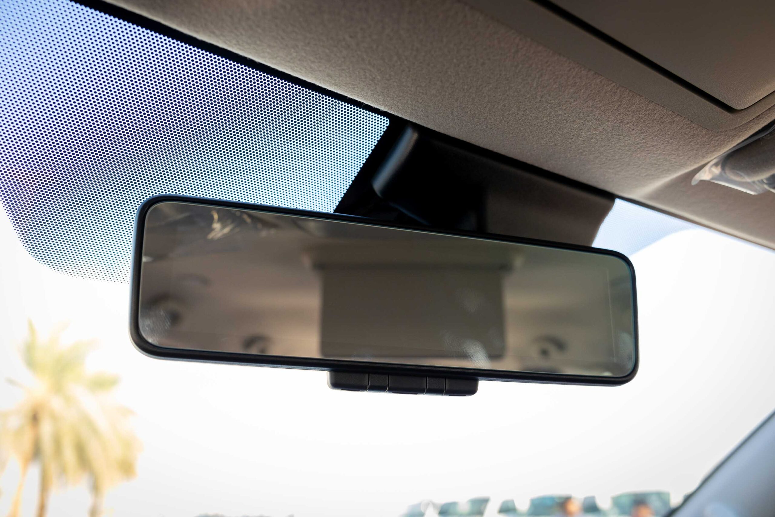 2023 Nissan X-Terra Platinum – White