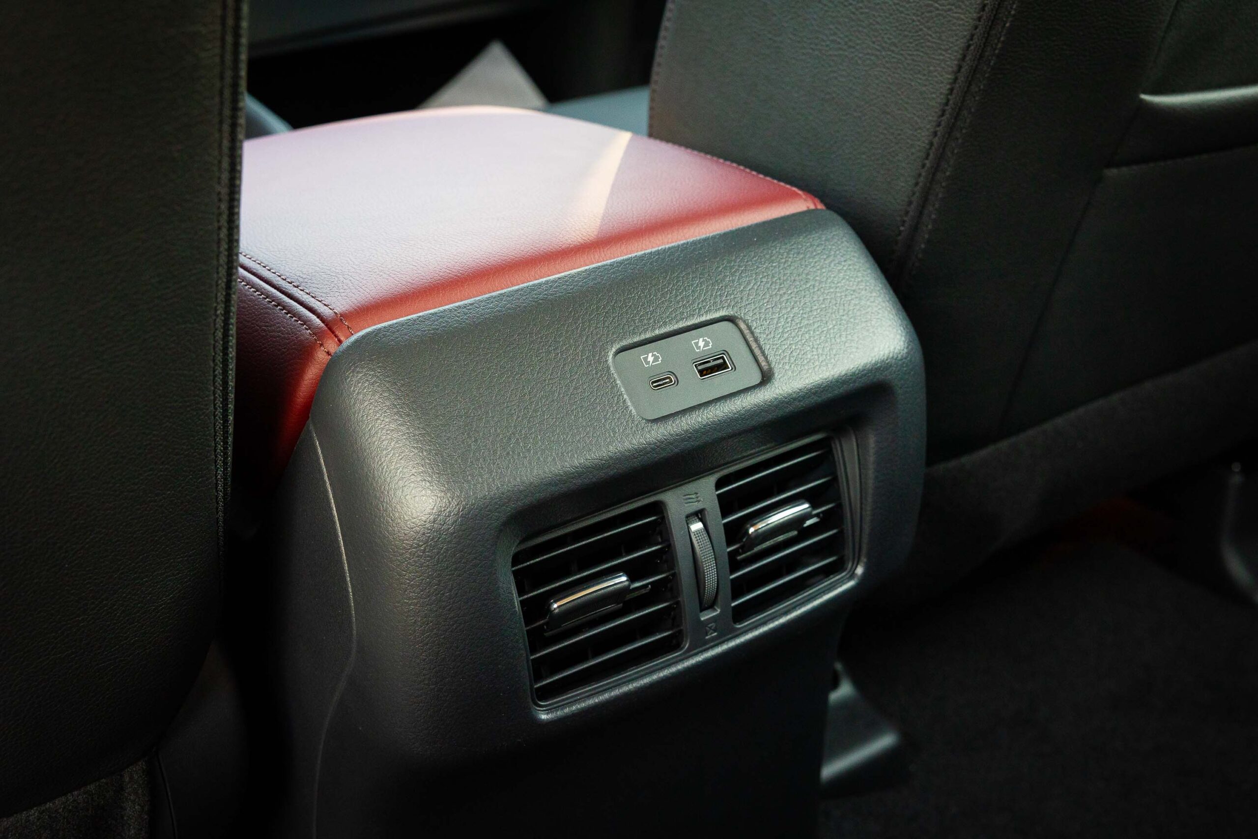 2023 Nissan X-Terra Platinum – White