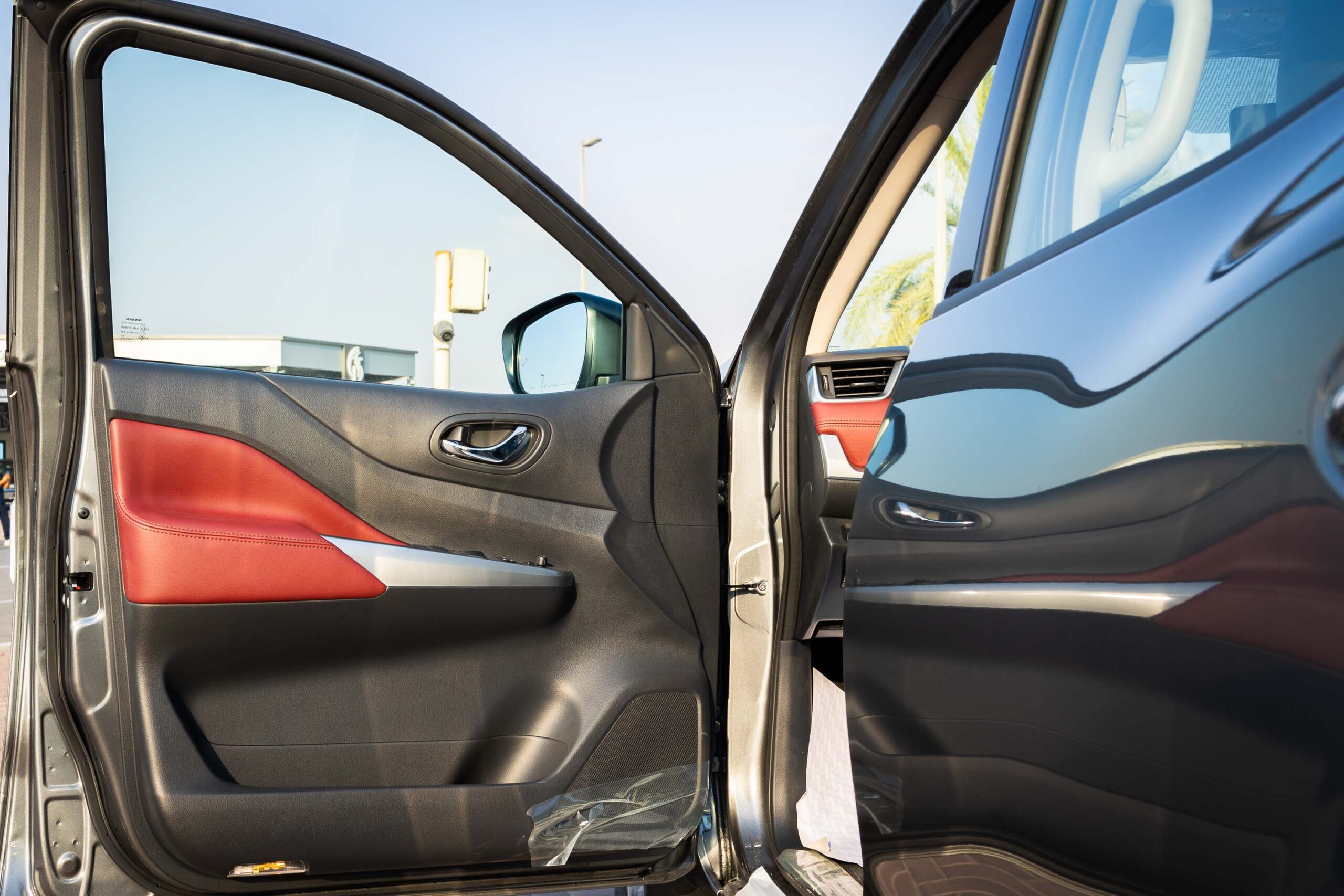 Nissan X Terra 2023 Platinum – Silver