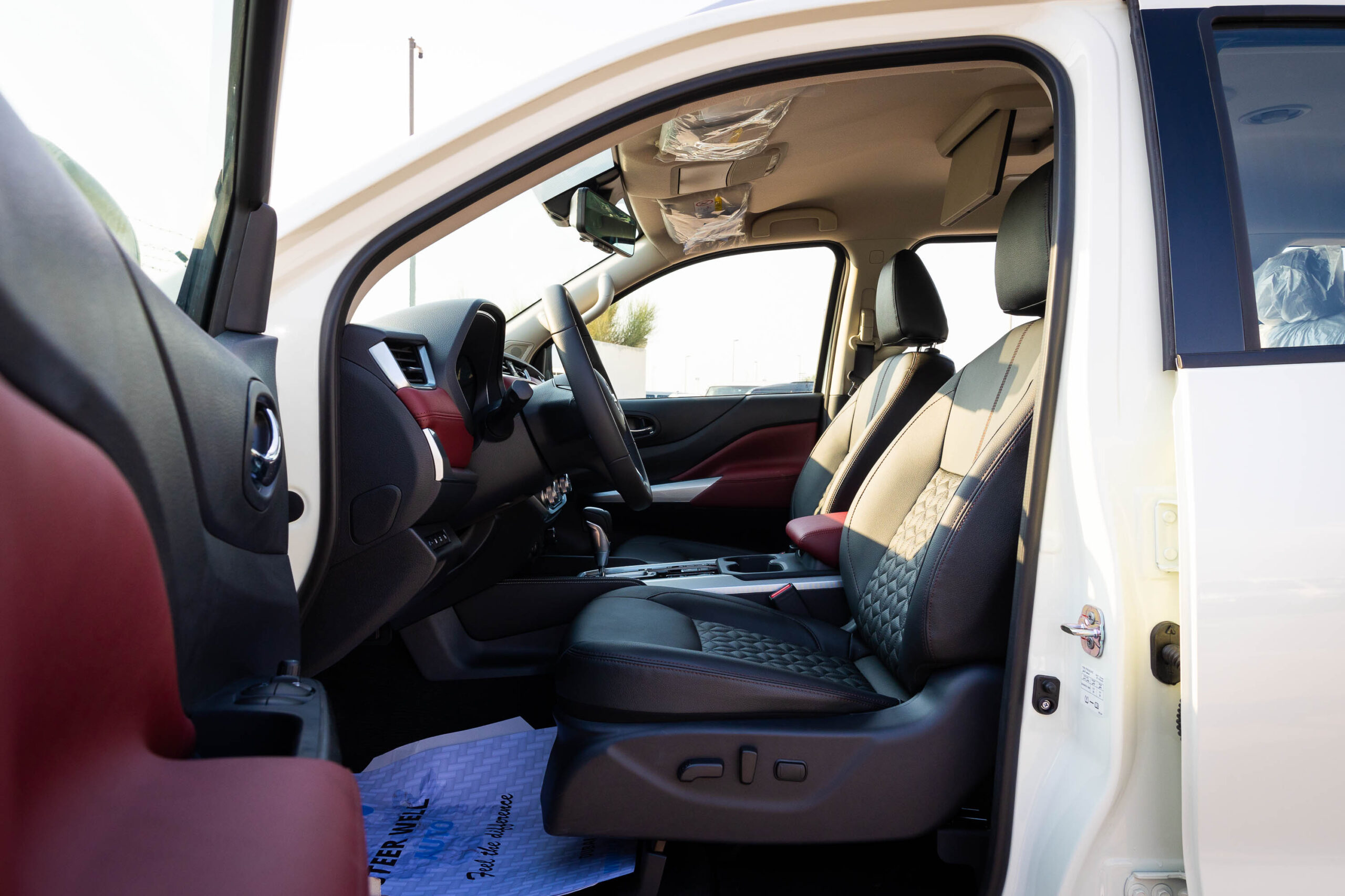 2023 Nissan X-Terra Platinum – White