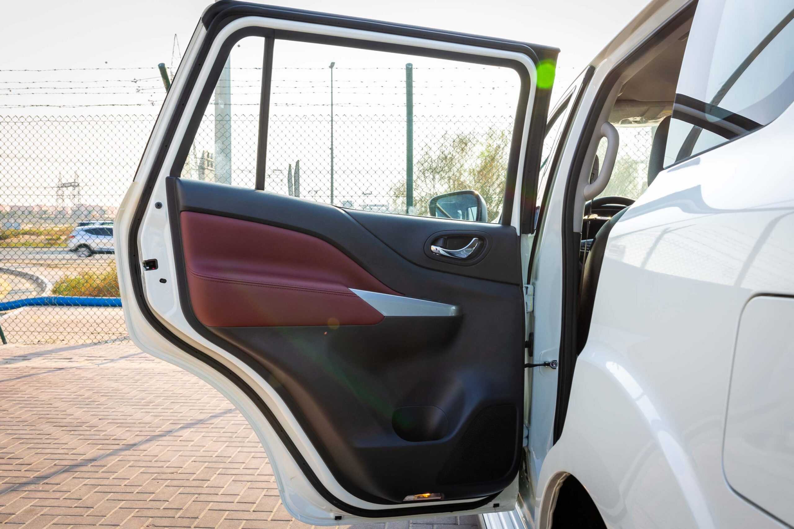 2023 Nissan X-Terra Platinum – White