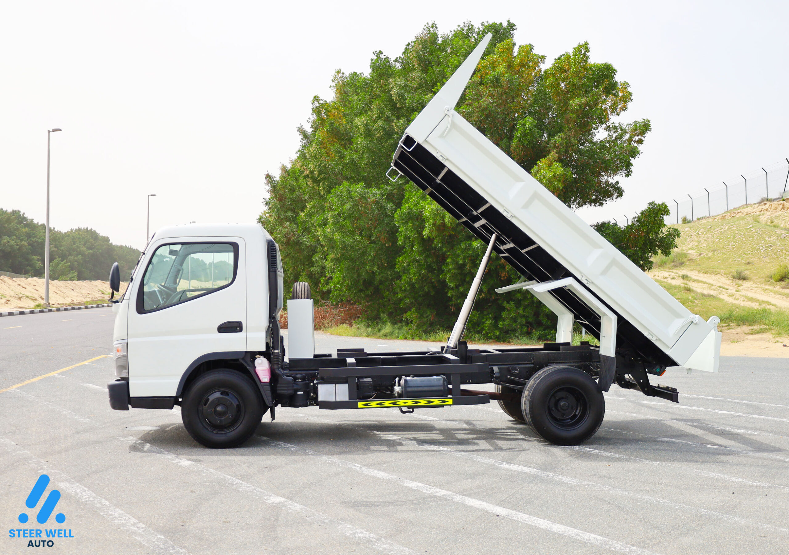 Mitsubishi Canter Tipper For Sale In UAE