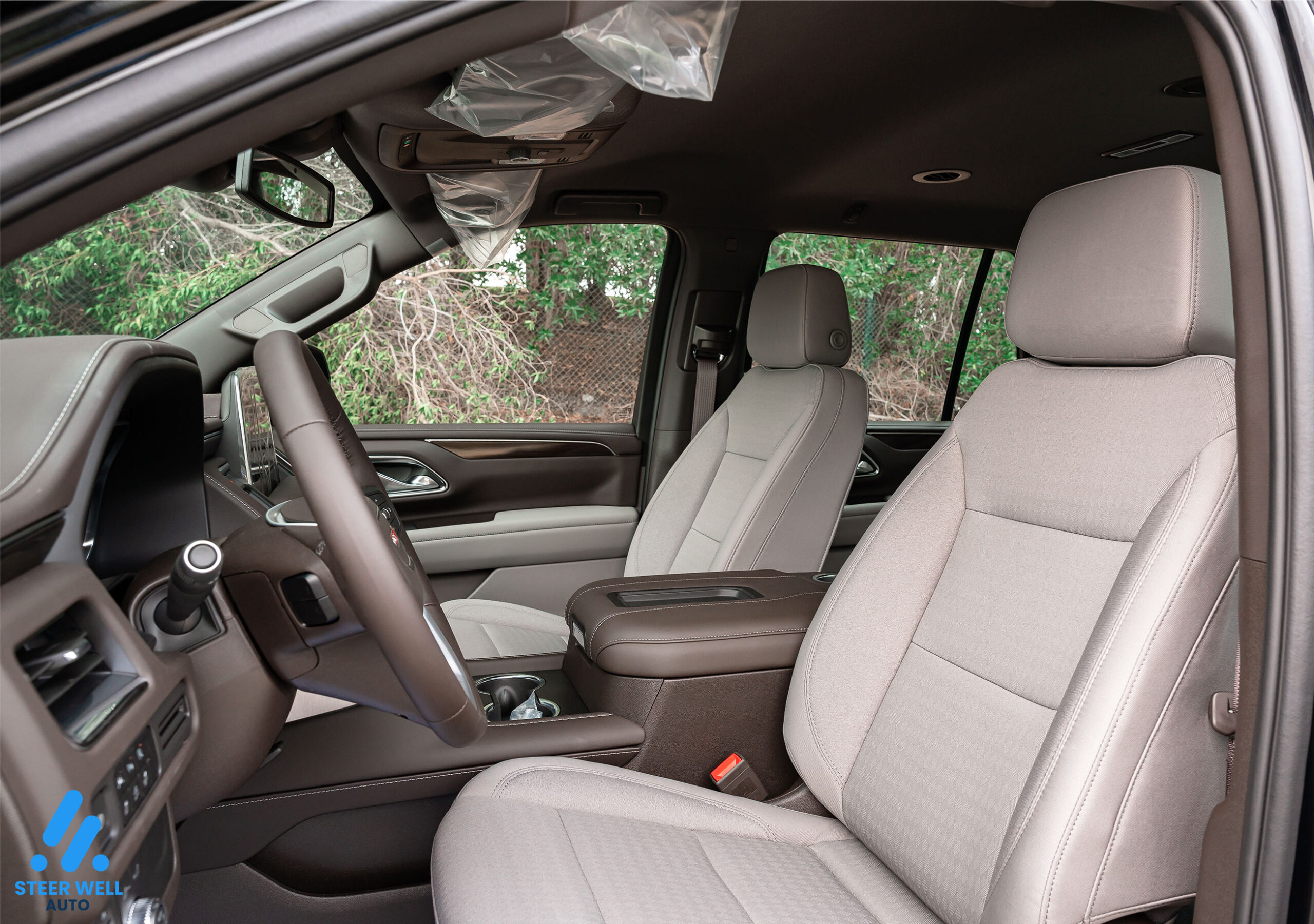 2024 GMC Yukon SLE – Black