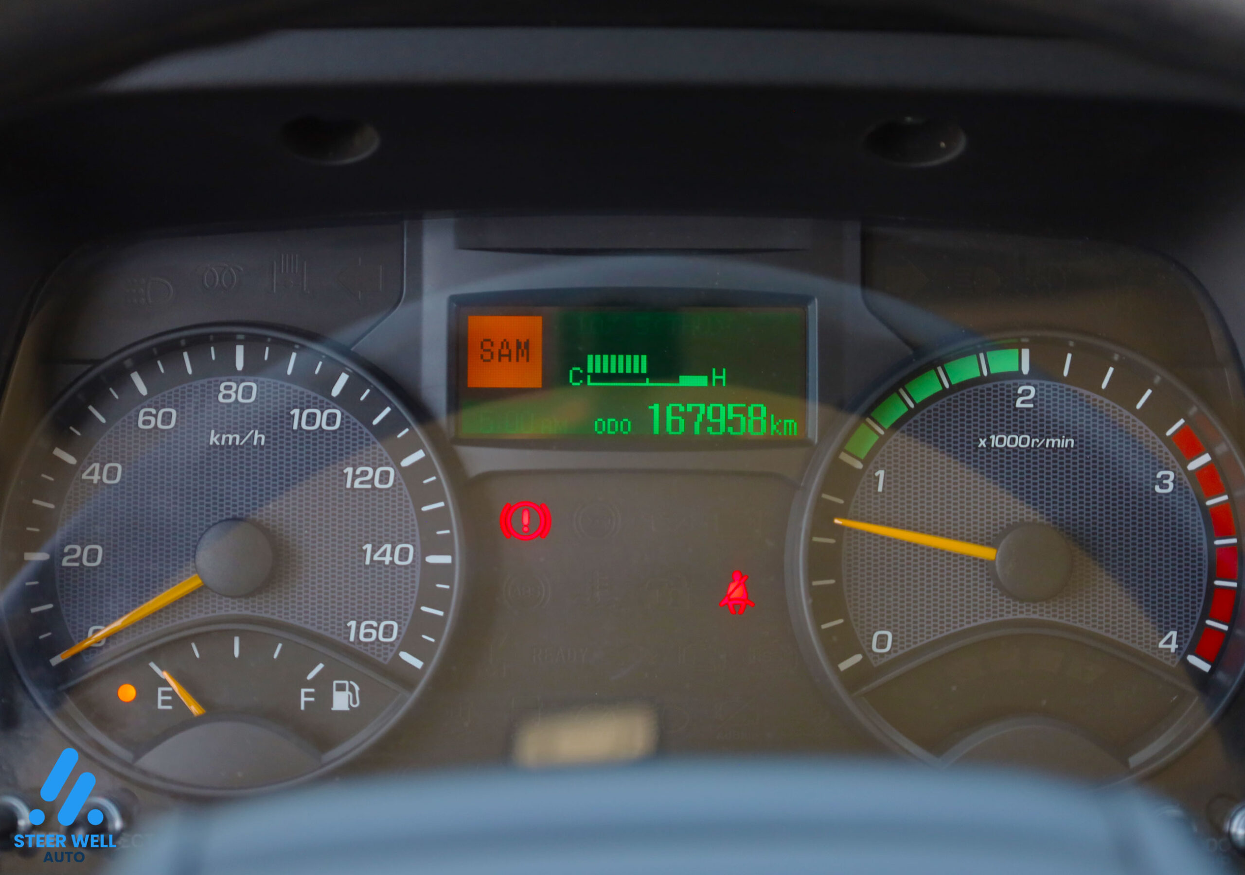 Chiller Dry Box truck For Sale In UAE