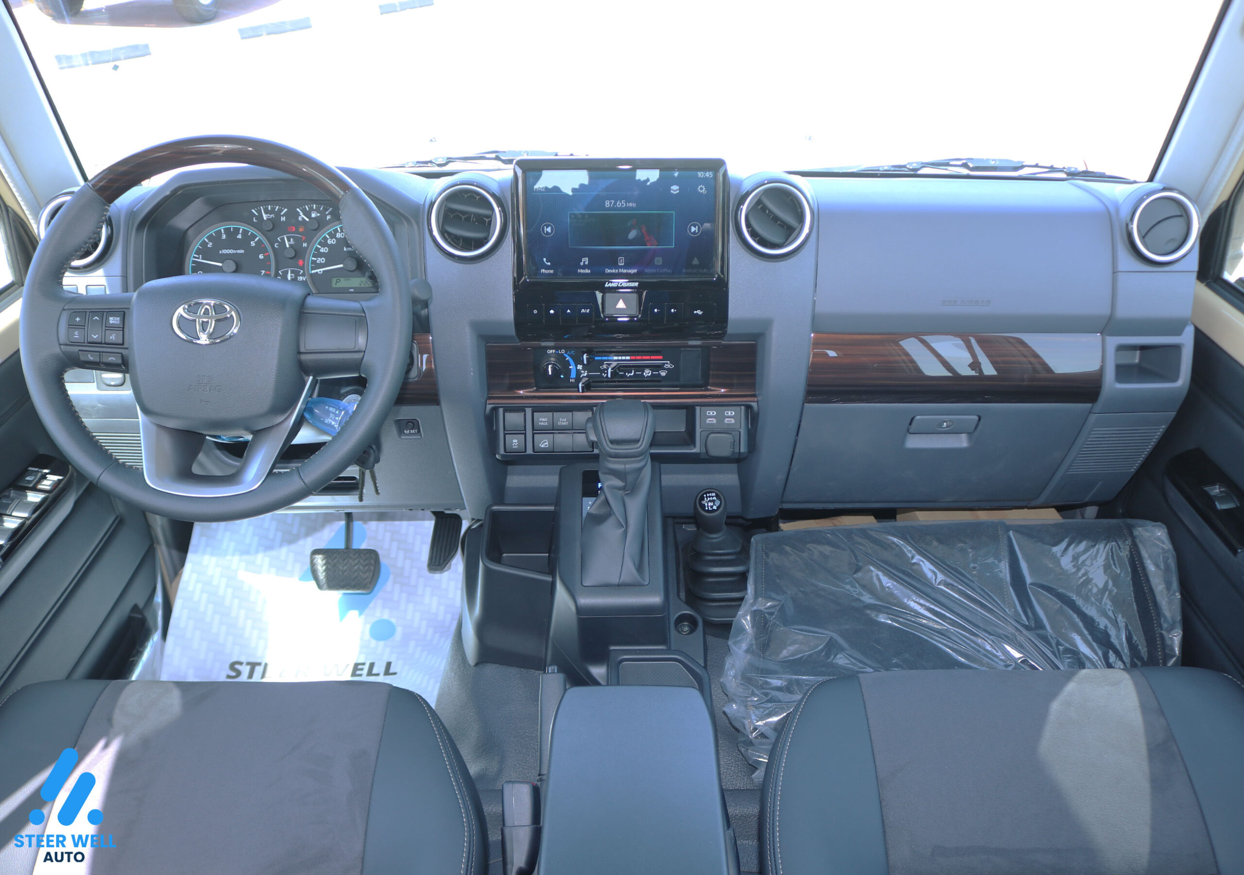 2024 Toyota Land Cruiser 79 LX – Beige