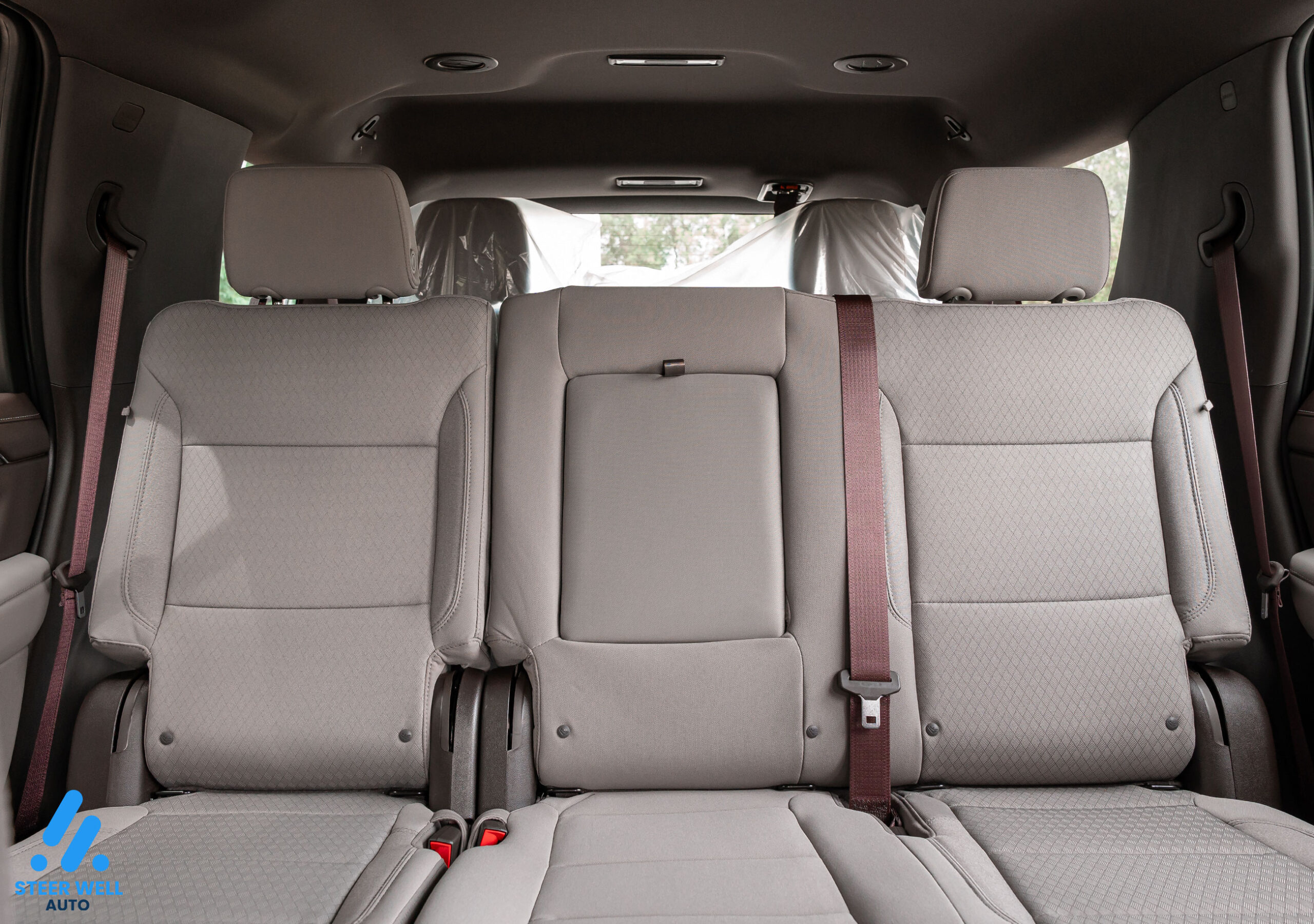 2024 GMC Yukon SLE – Black