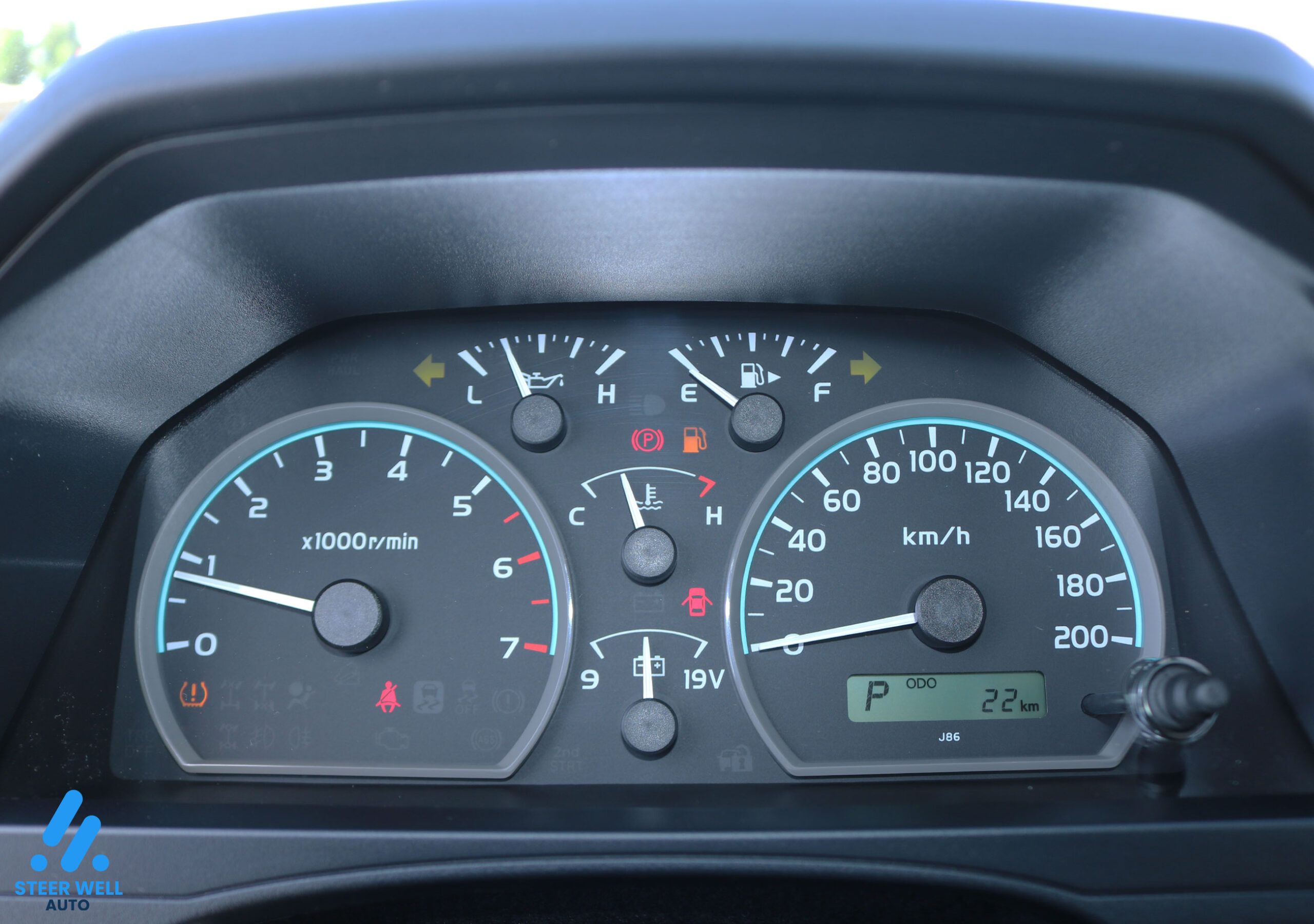 2024 Toyota Land Cruiser 79 LX – Beige