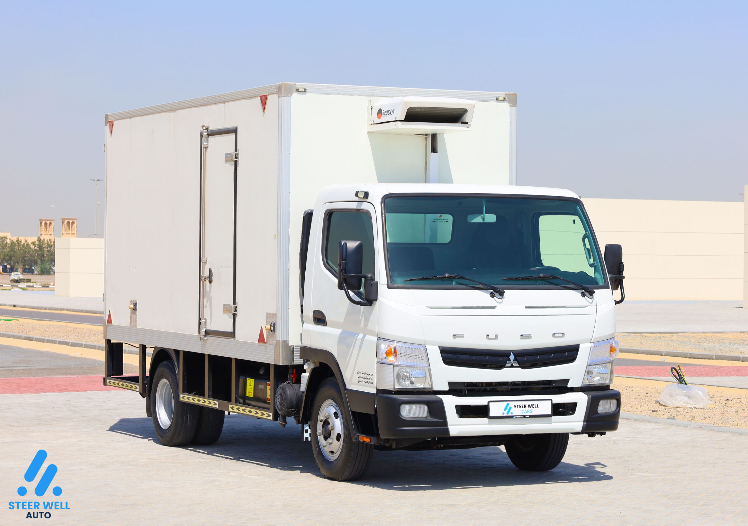 Chiller Dry Box truck For Sale In UAE